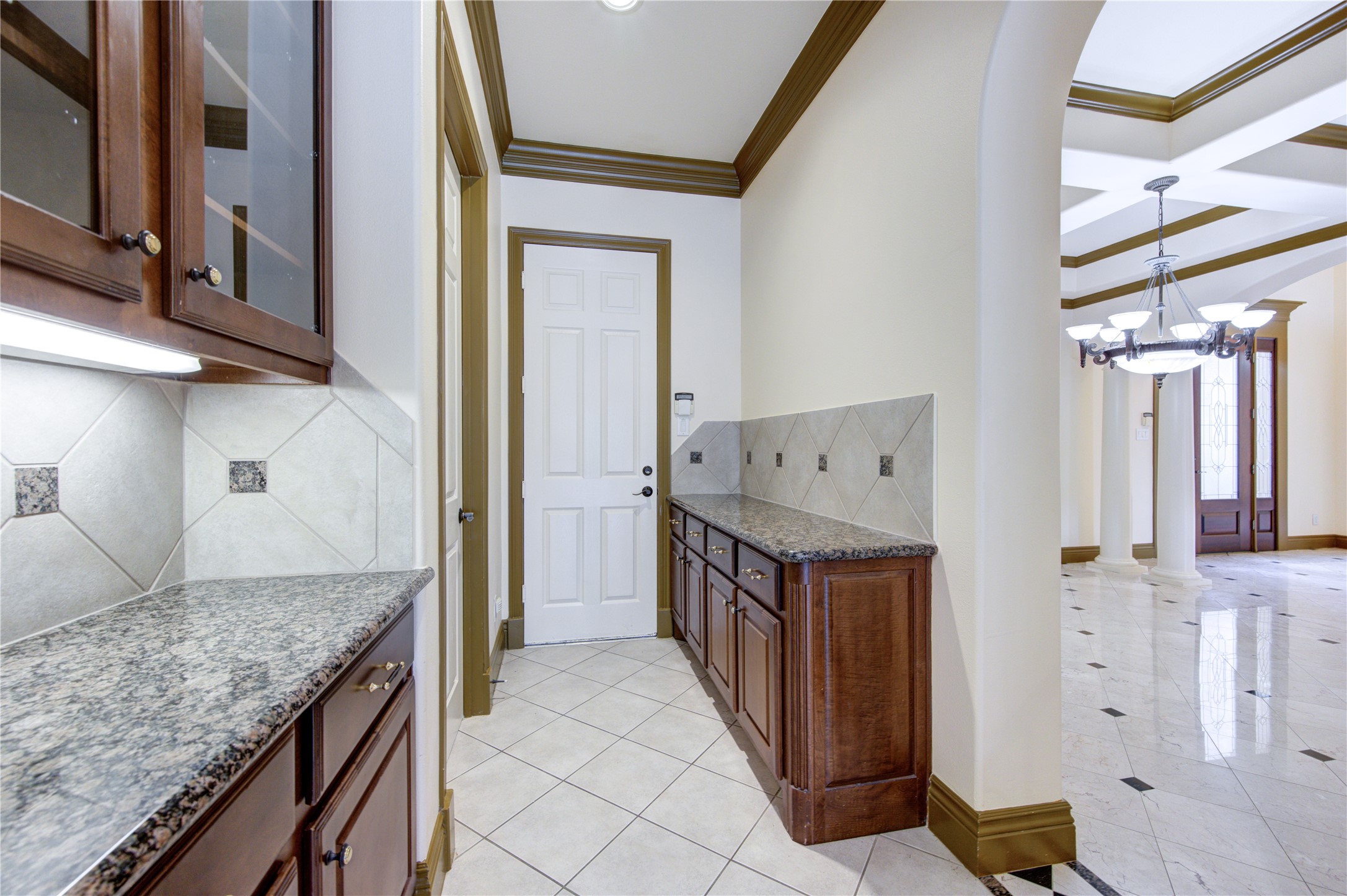 5207 Eagle Pointe Court Property Photo 13
