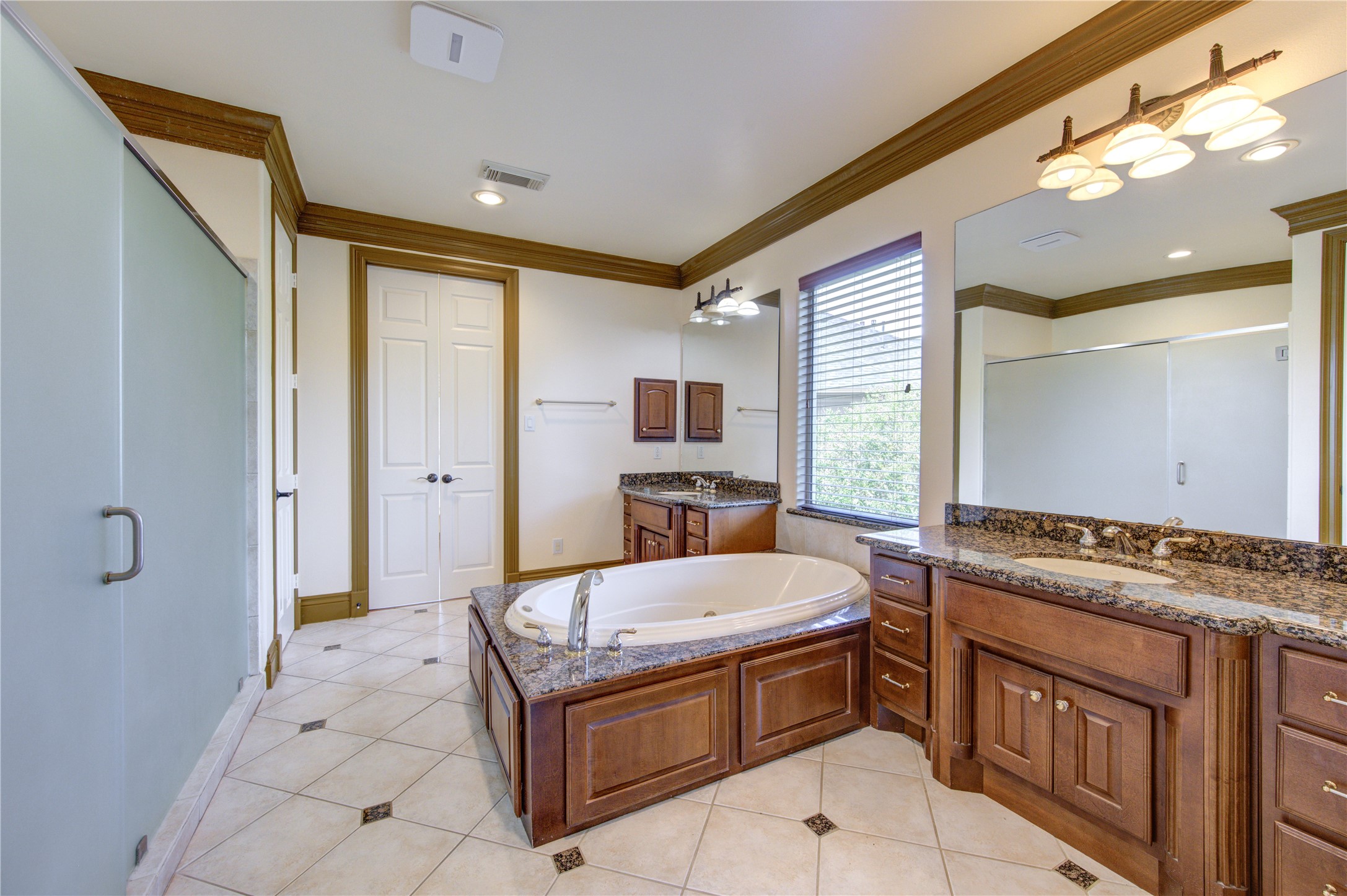 5207 Eagle Pointe Court Property Photo 32