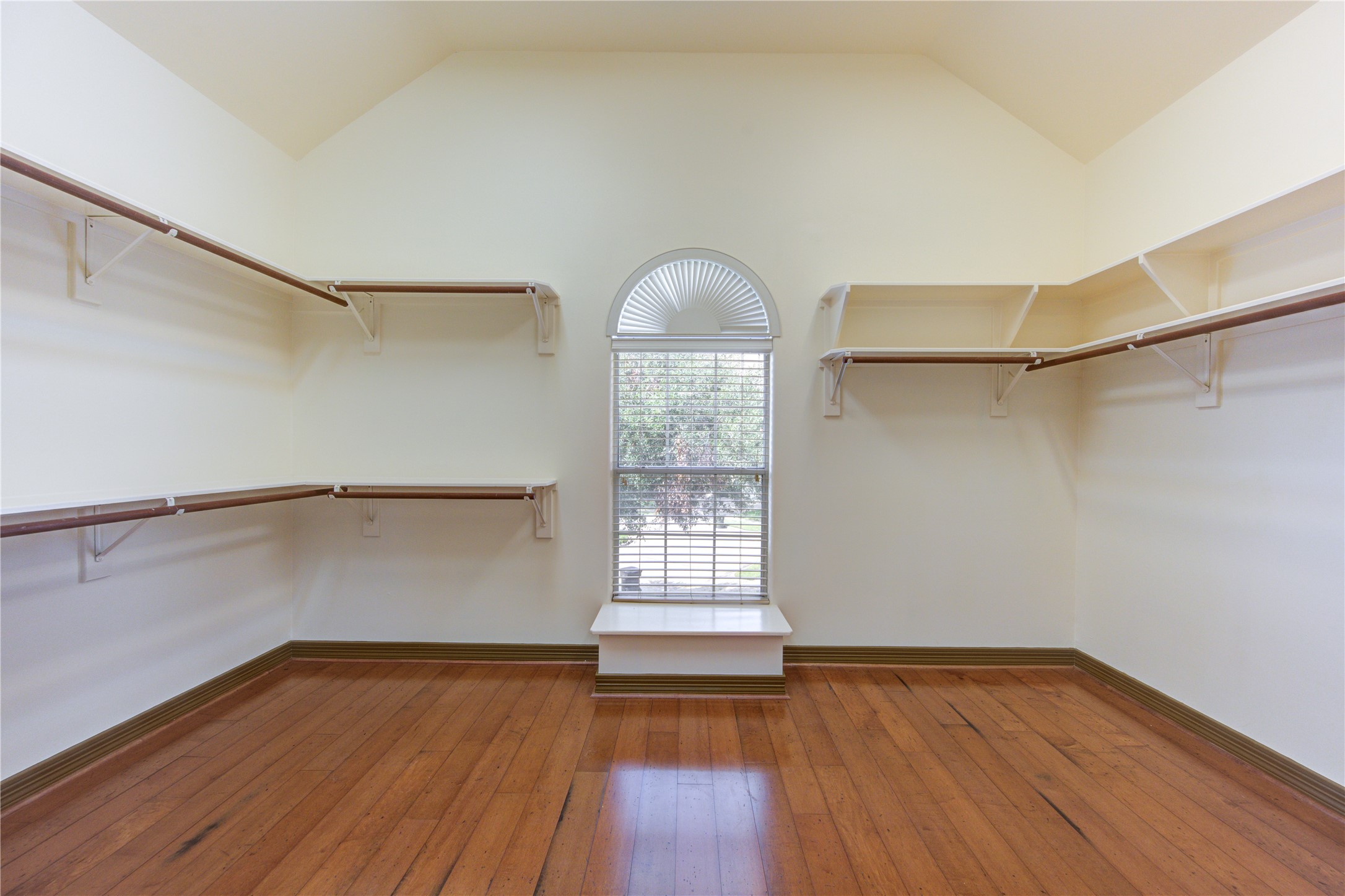 5207 Eagle Pointe Court Property Photo 34