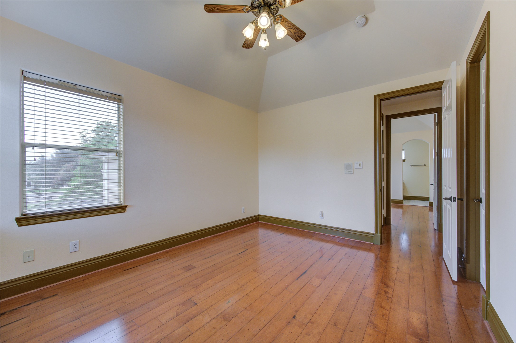 5207 Eagle Pointe Court Property Photo 35