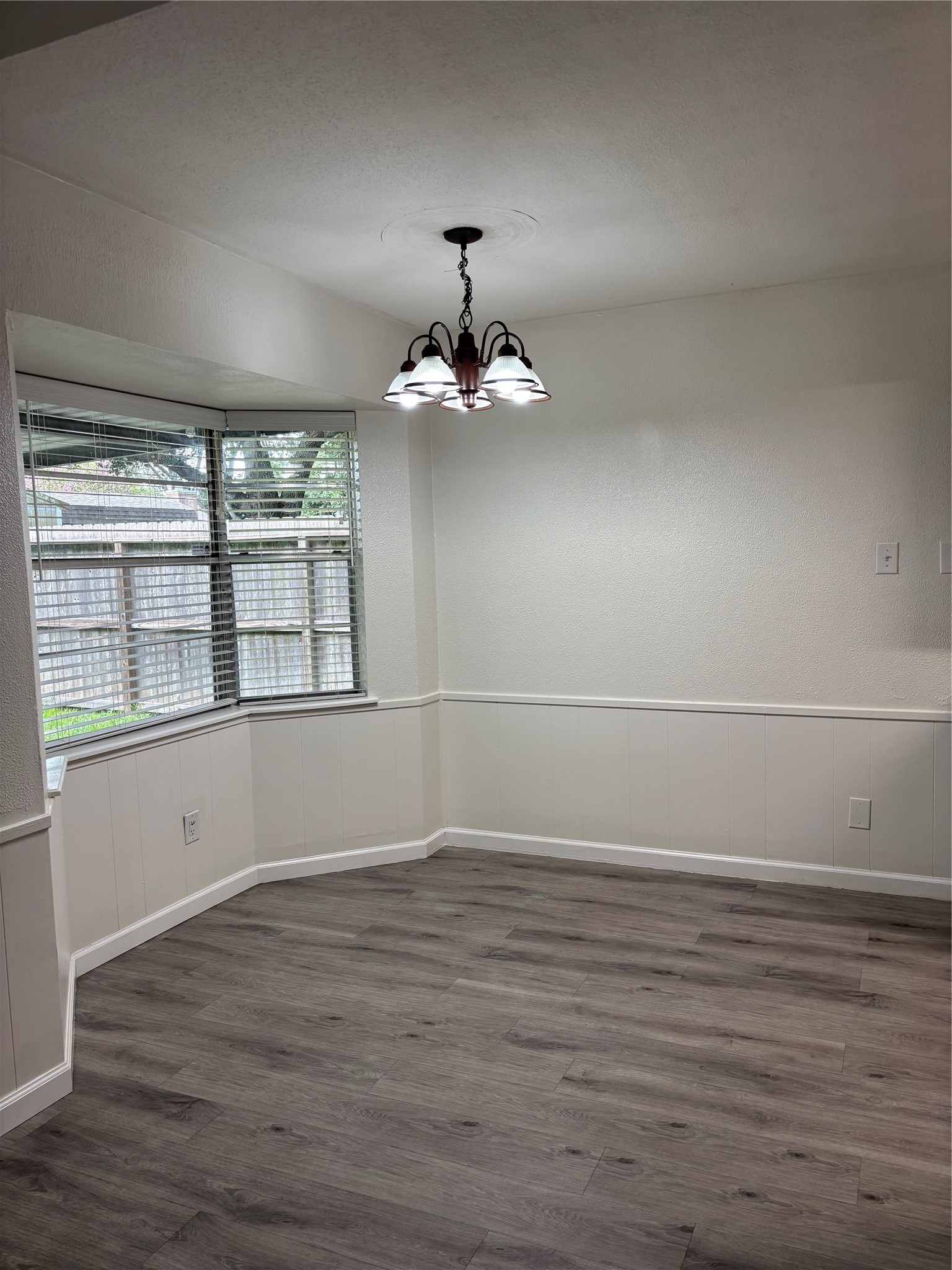 5008 Rockland Drive Property Photo 5