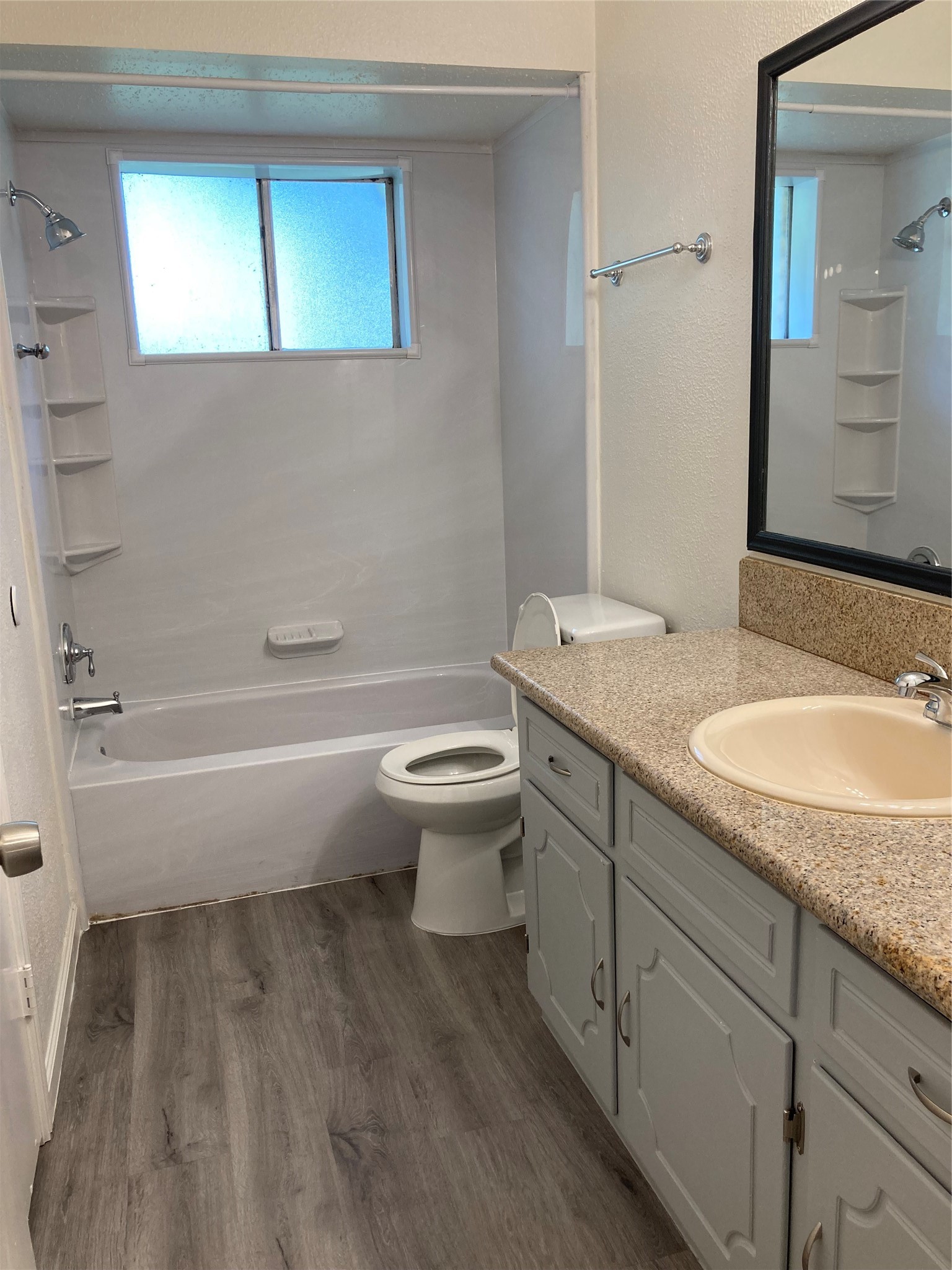 5008 Rockland Drive Property Photo 9