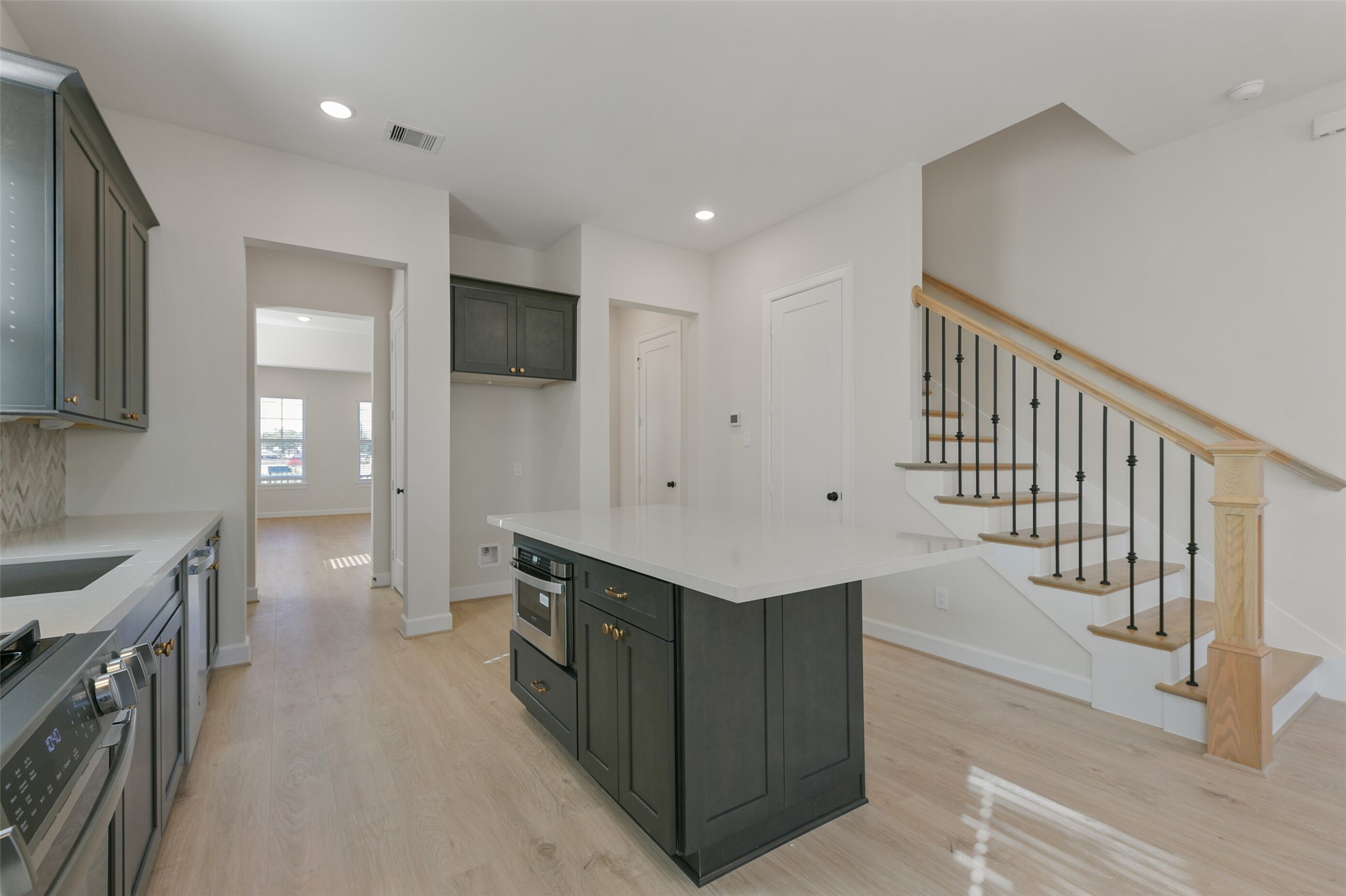 2513 S Houston Avenue Property Photo 17