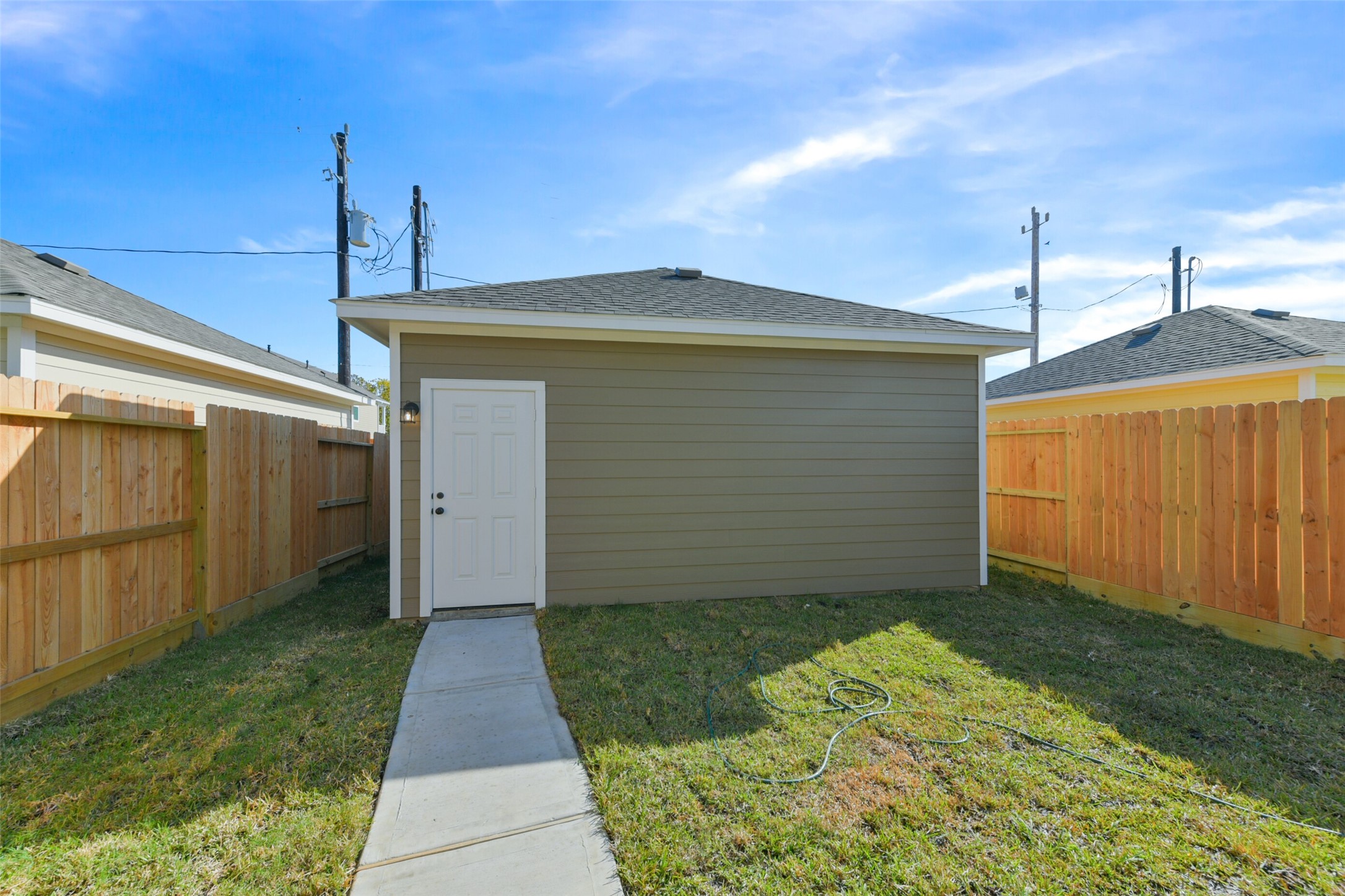 2513 S Houston Avenue Property Photo 37
