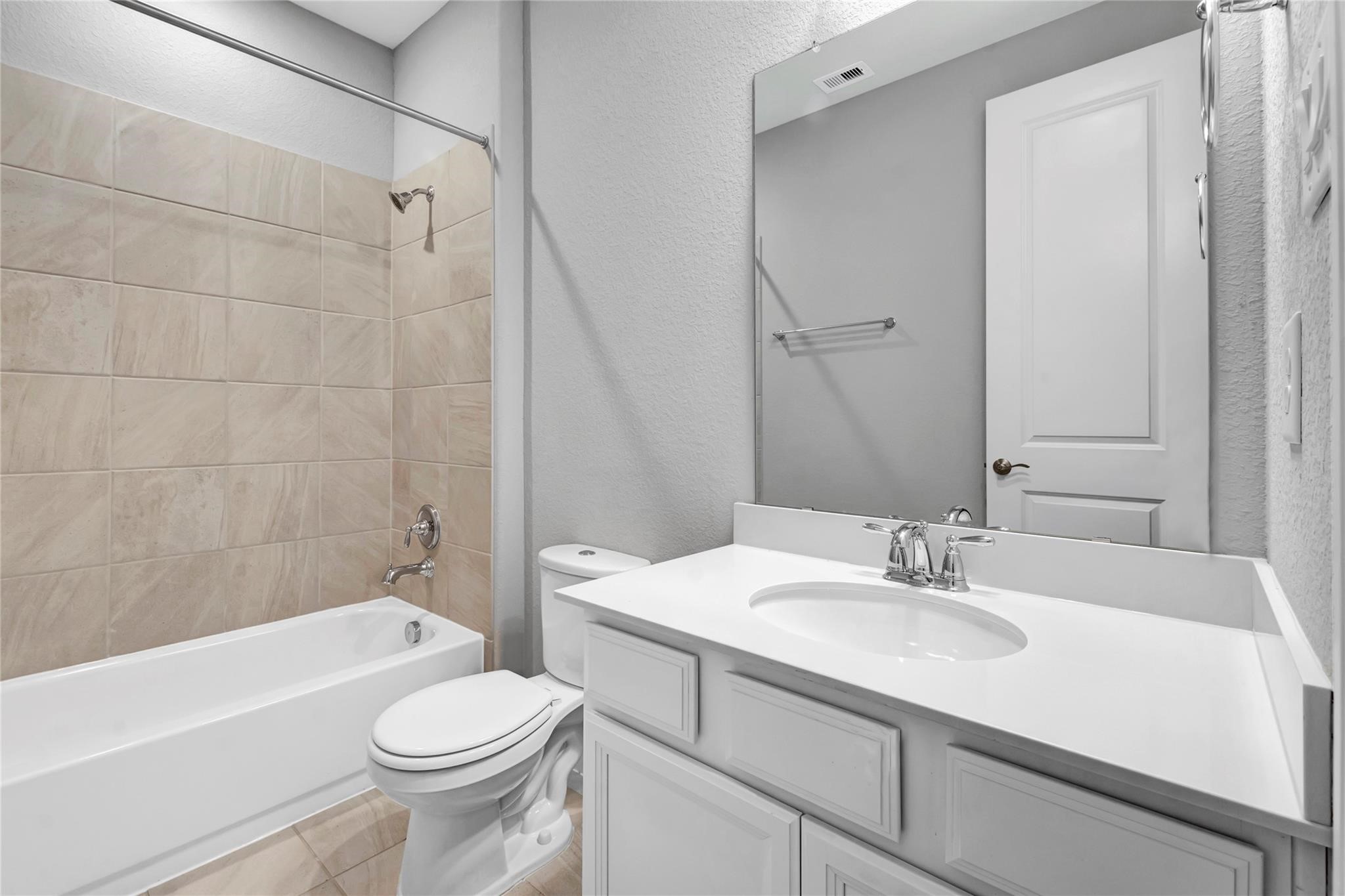 11211 Stirton Drive Property Photo 7
