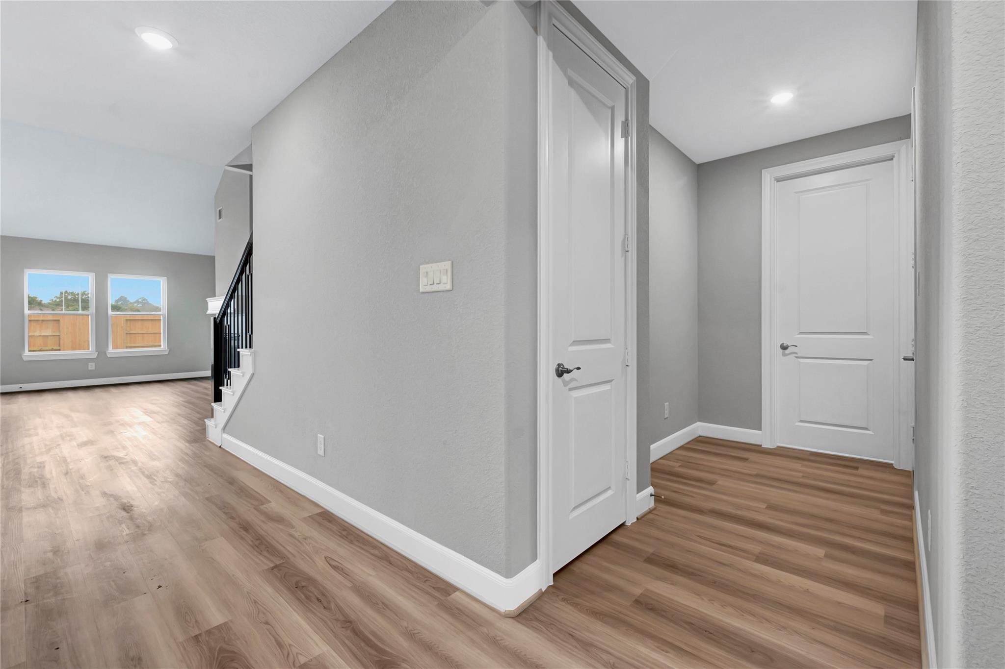 11211 Stirton Drive Property Photo 8
