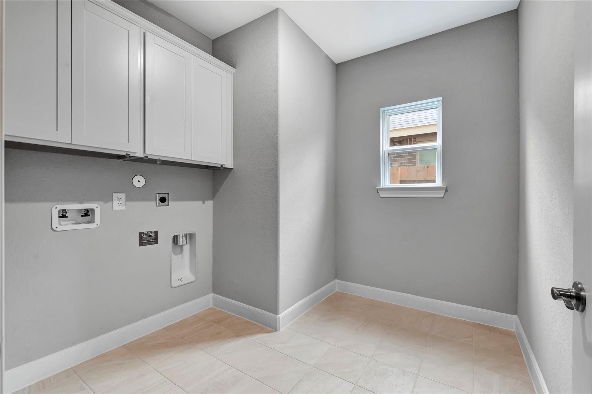 11211 Stirton Drive Property Photo 9