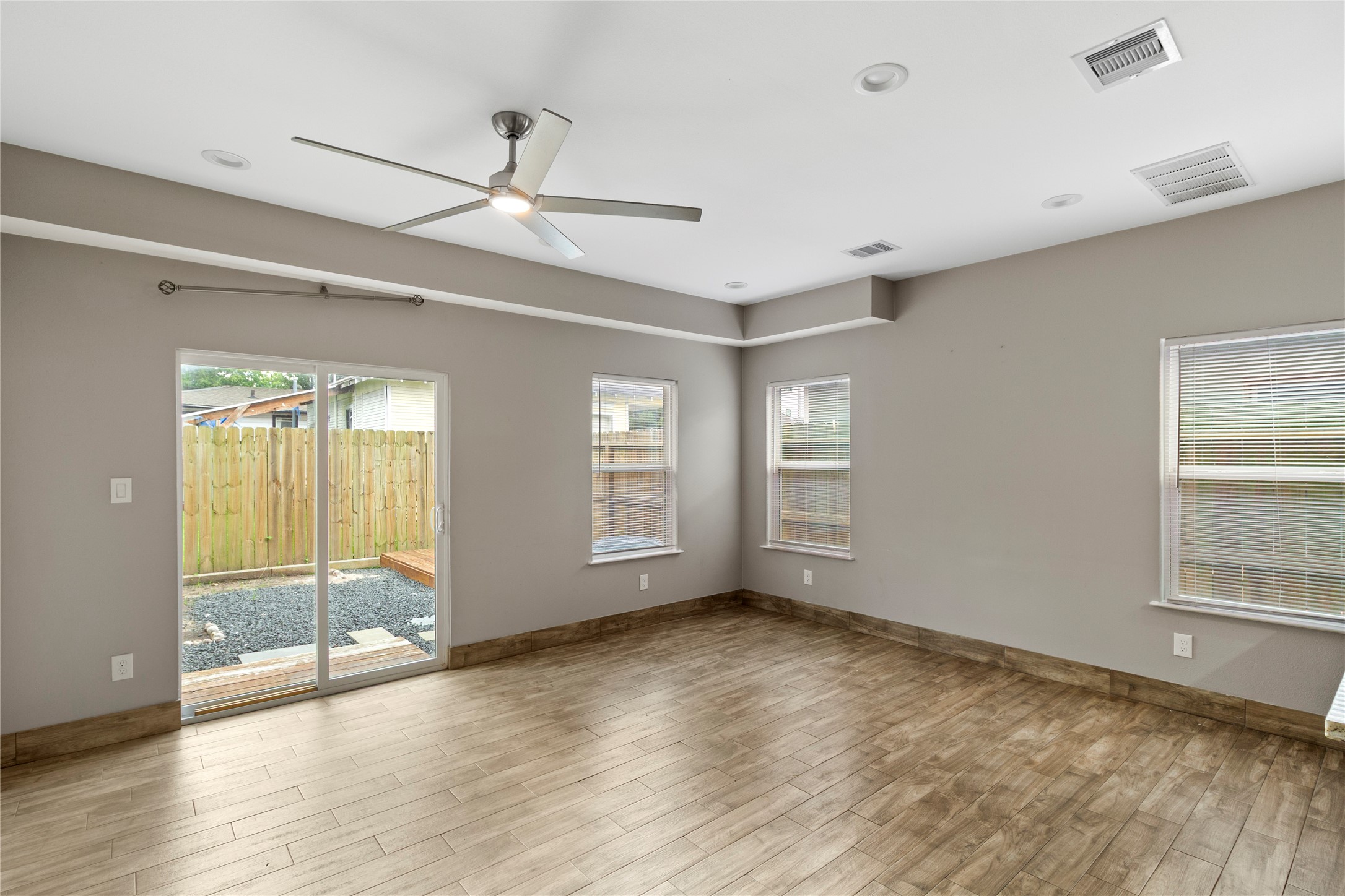 3923 Yale Street B Property Photo 14