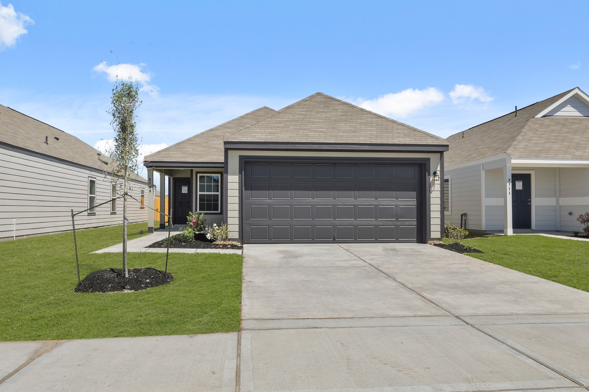8109 Vanilla Orchid Drive Property Photo 1