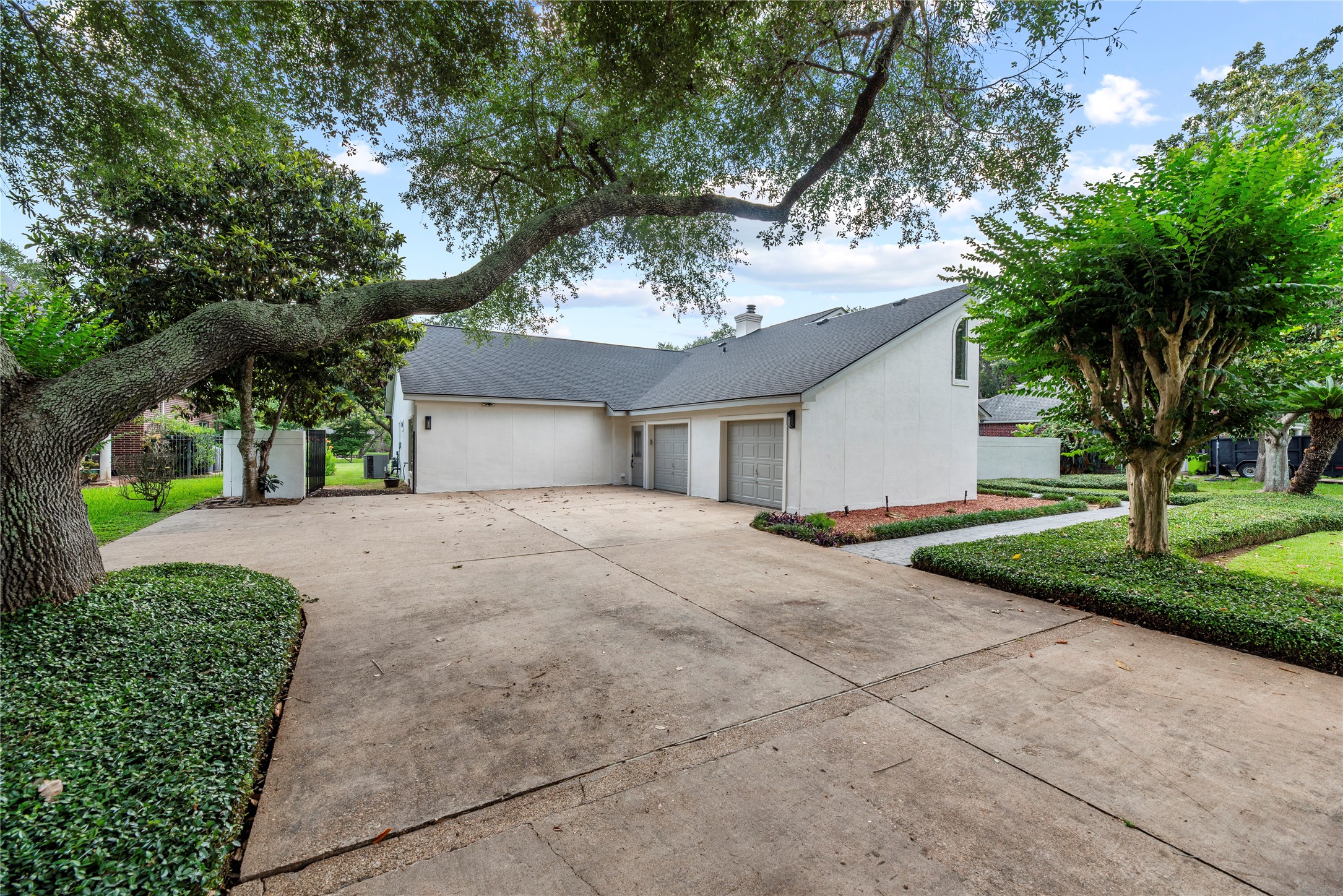 4815 Diamond Springs Drive Property Photo 38
