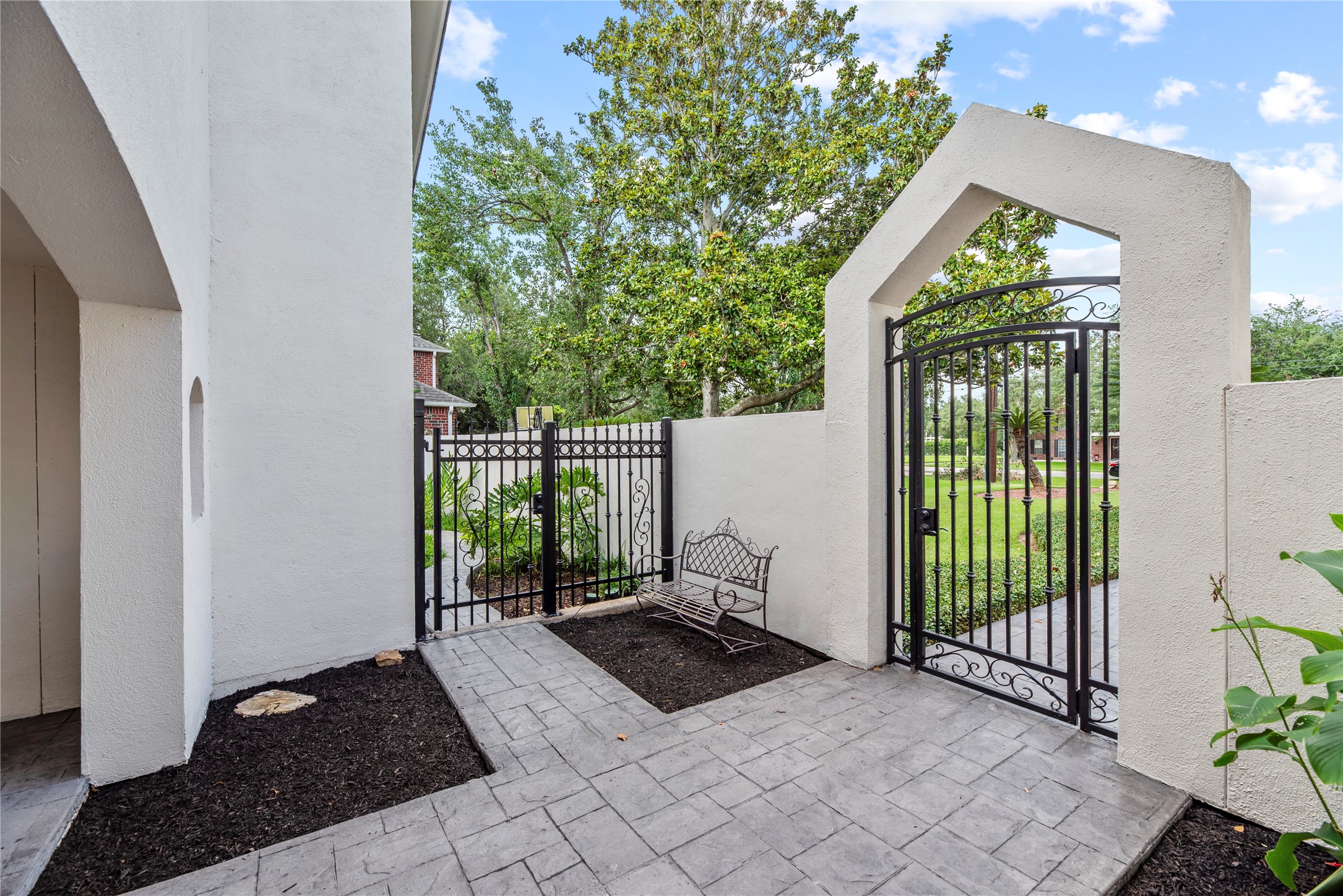 4815 Diamond Springs Drive Property Photo 41