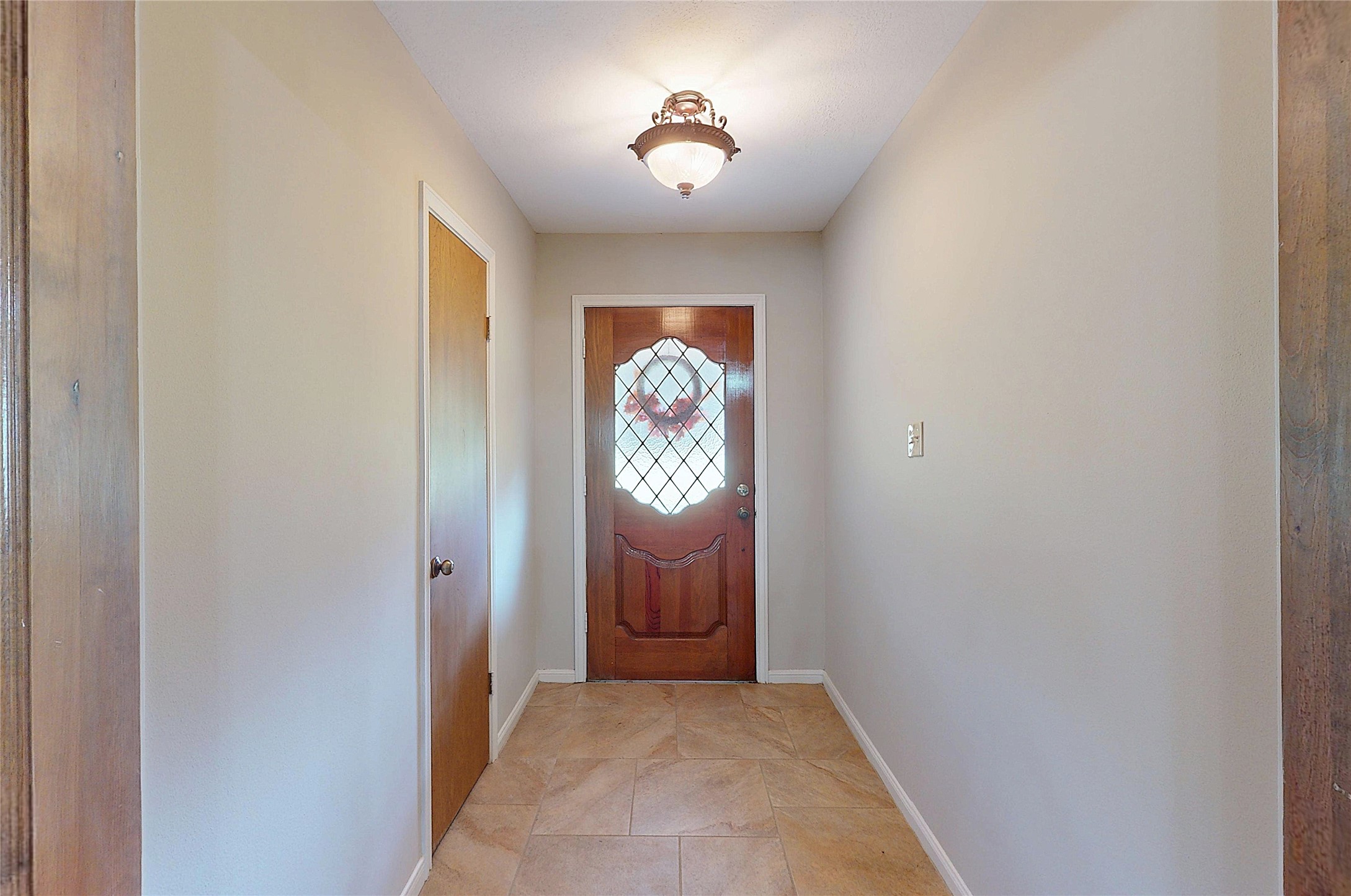 18107 W Cypress Hill Circle Property Photo 3