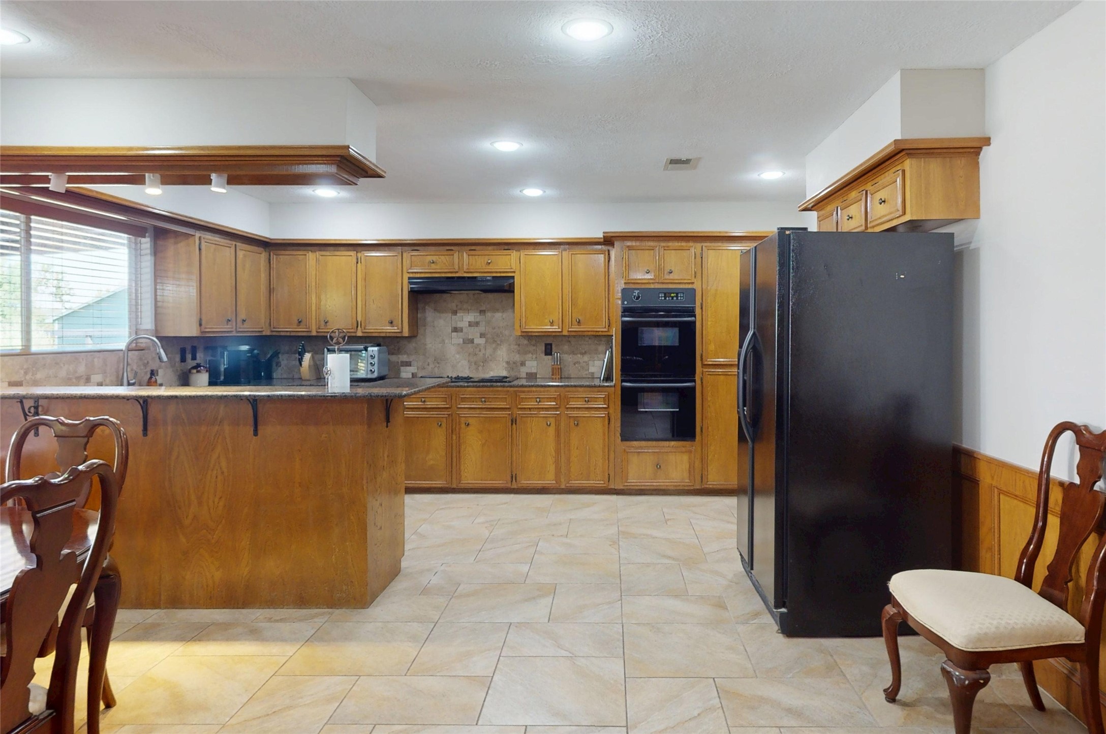 18107 W Cypress Hill Circle Property Photo 7