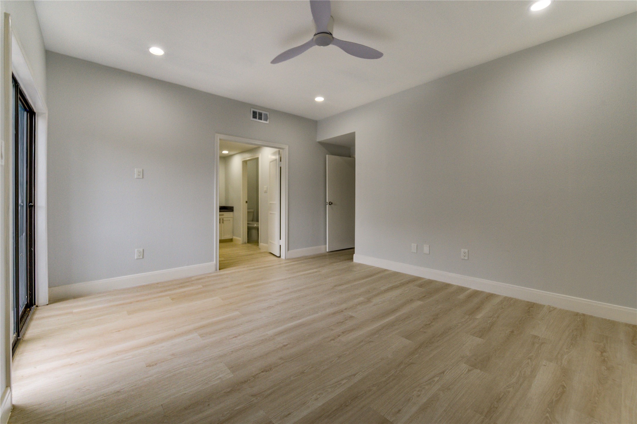 11711 Memorial Drive 534 Property Photo 27