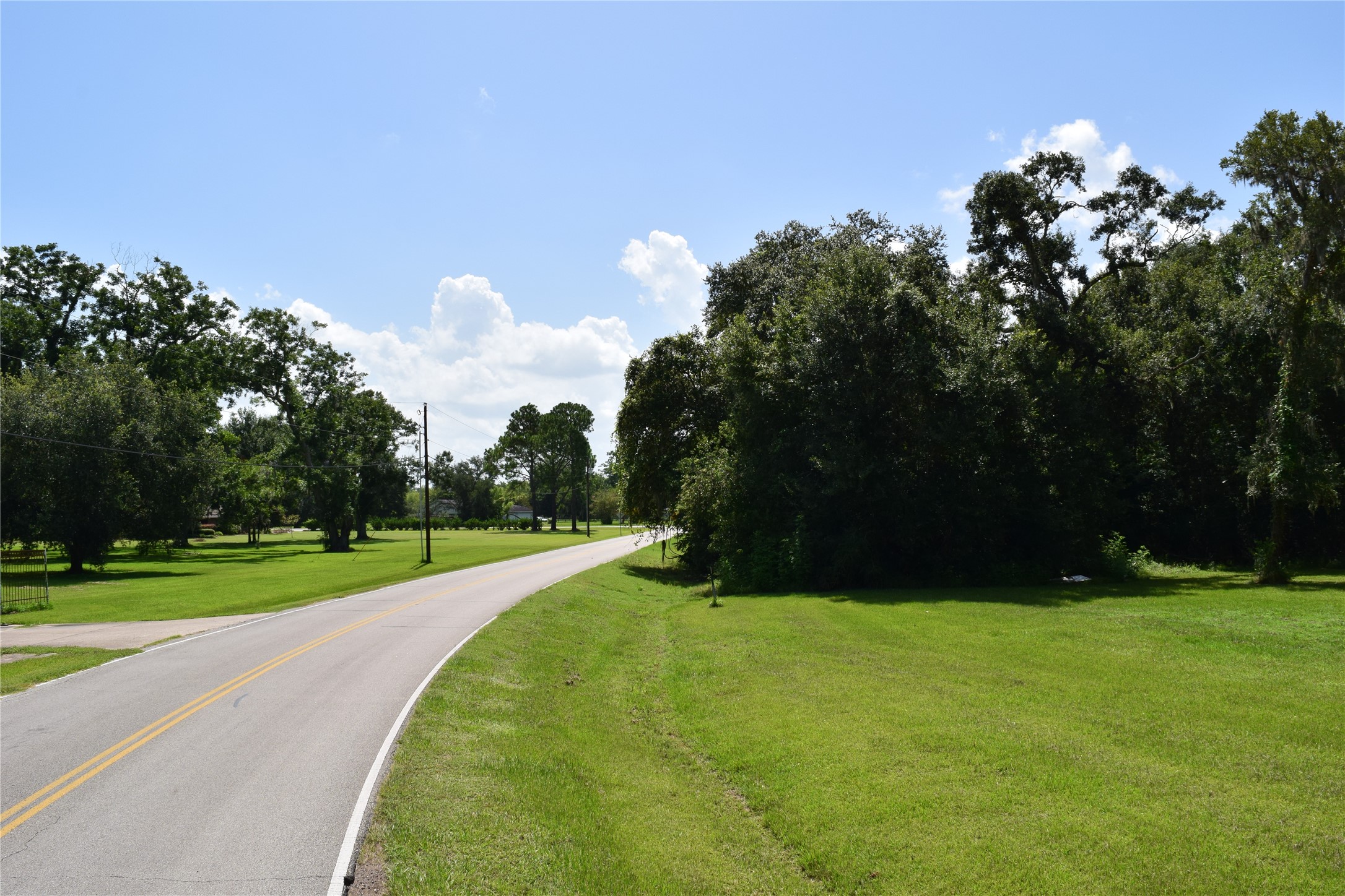 00 Colony Drive Property Photo 1