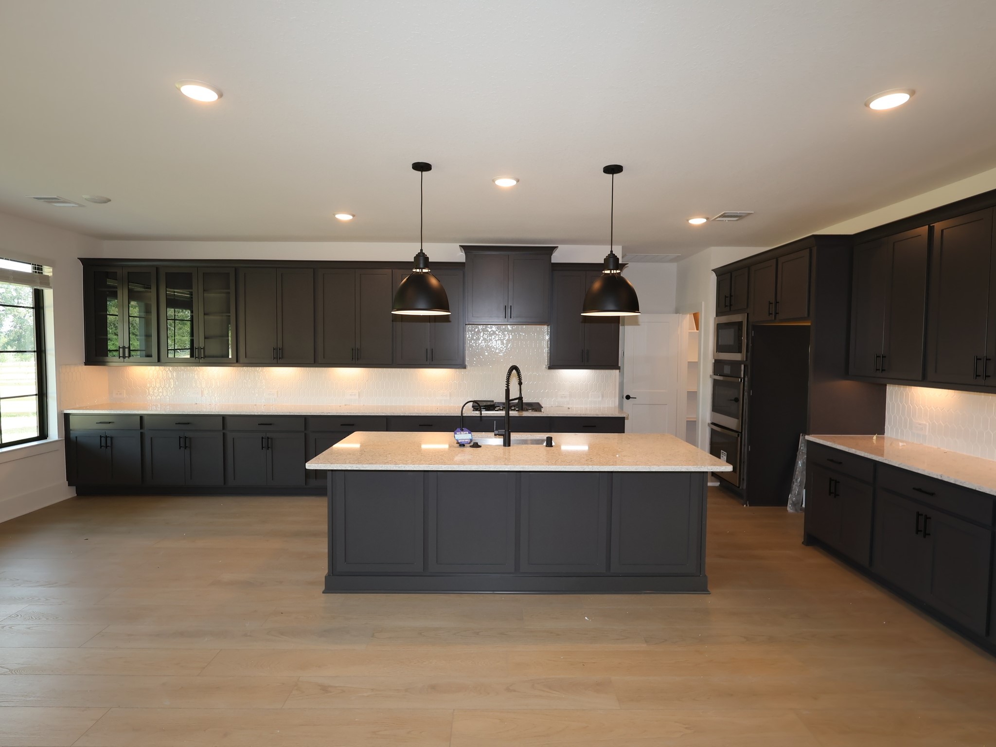 407 6th Street Property Photo 12
