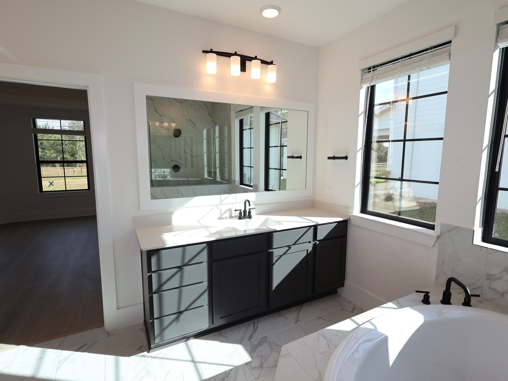 407 6th Street Property Photo 20