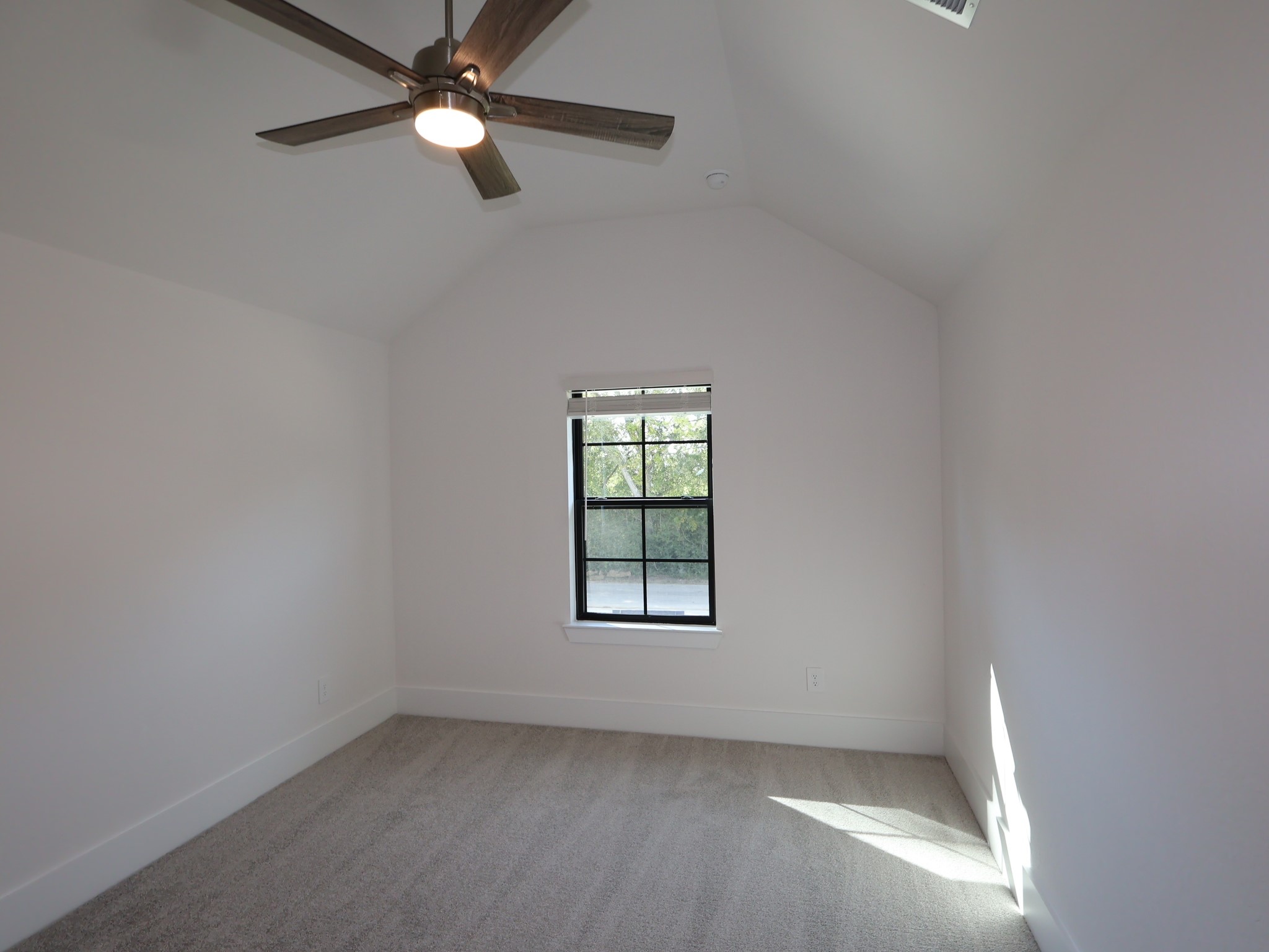 407 6th Street Property Photo 30