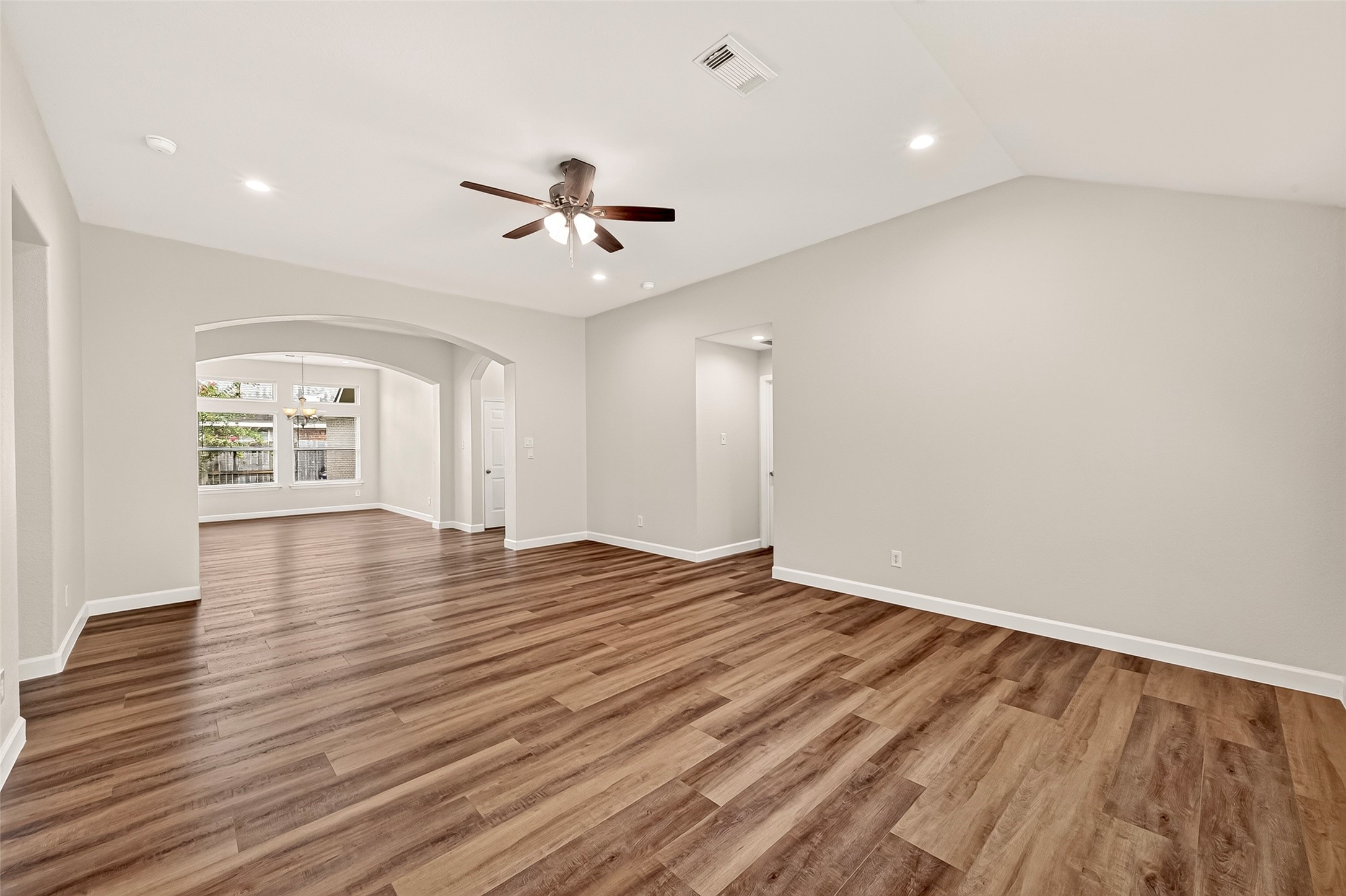21018 Ripford Court Property Photo 11