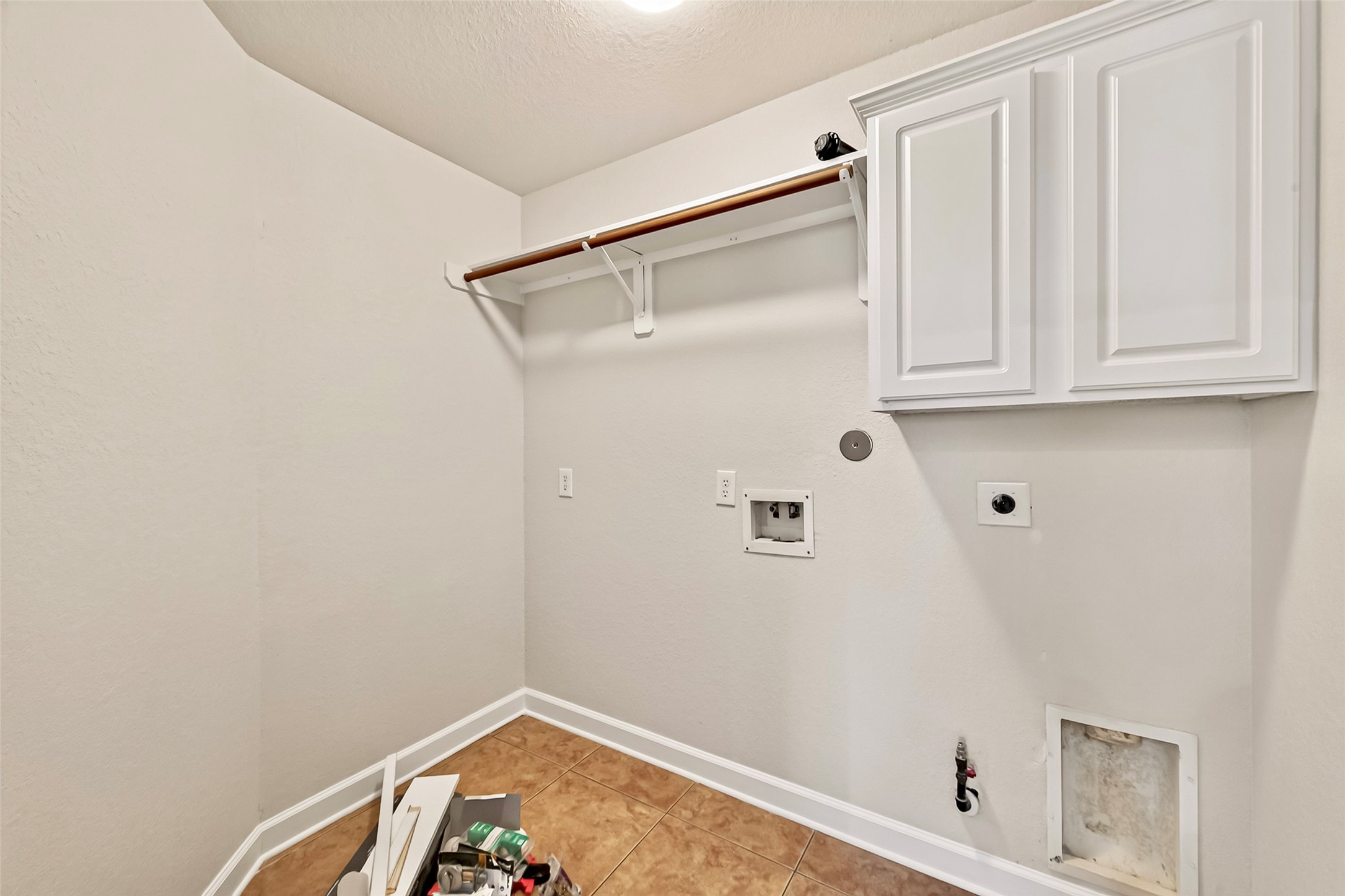 21018 Ripford Court Property Photo 33