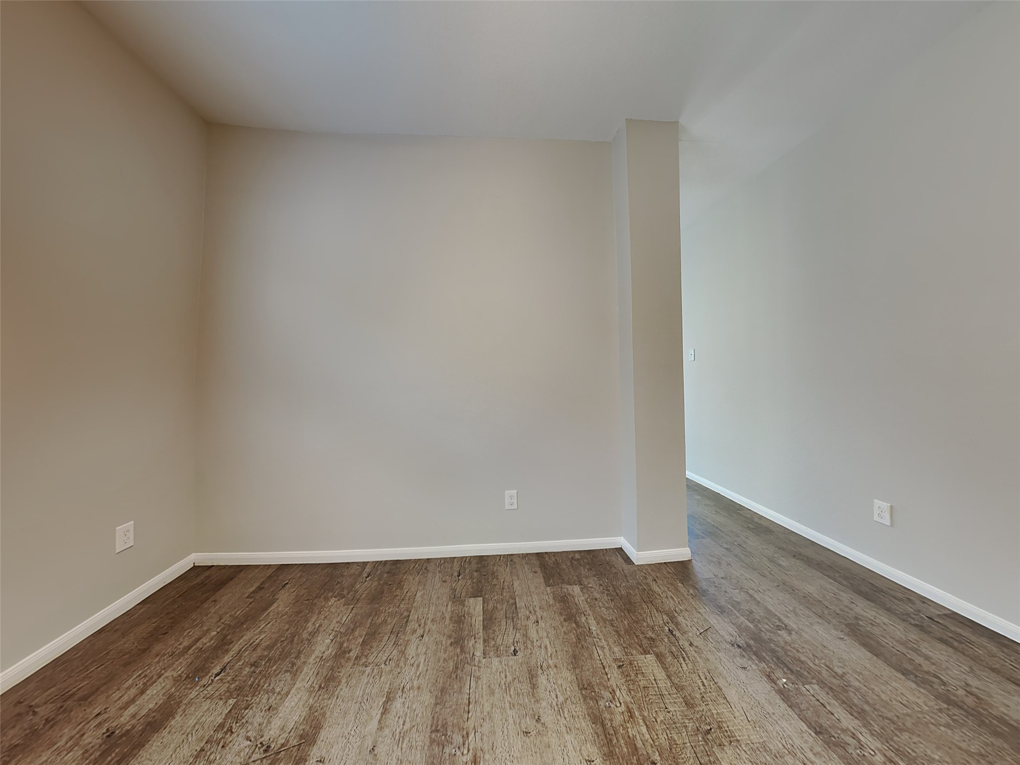 4065 Mossy Place Lane Property Photo 6
