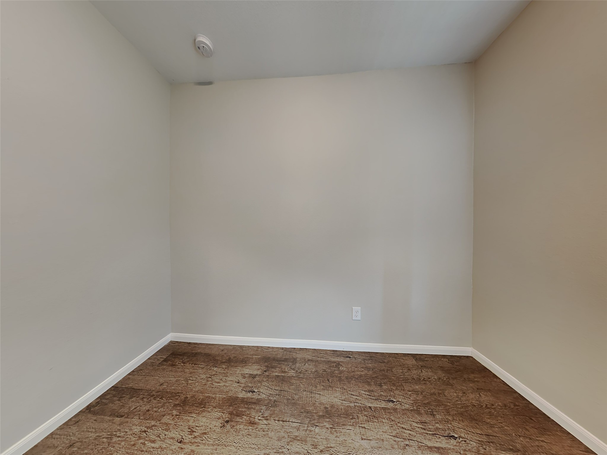 4065 Mossy Place Lane Property Photo 12