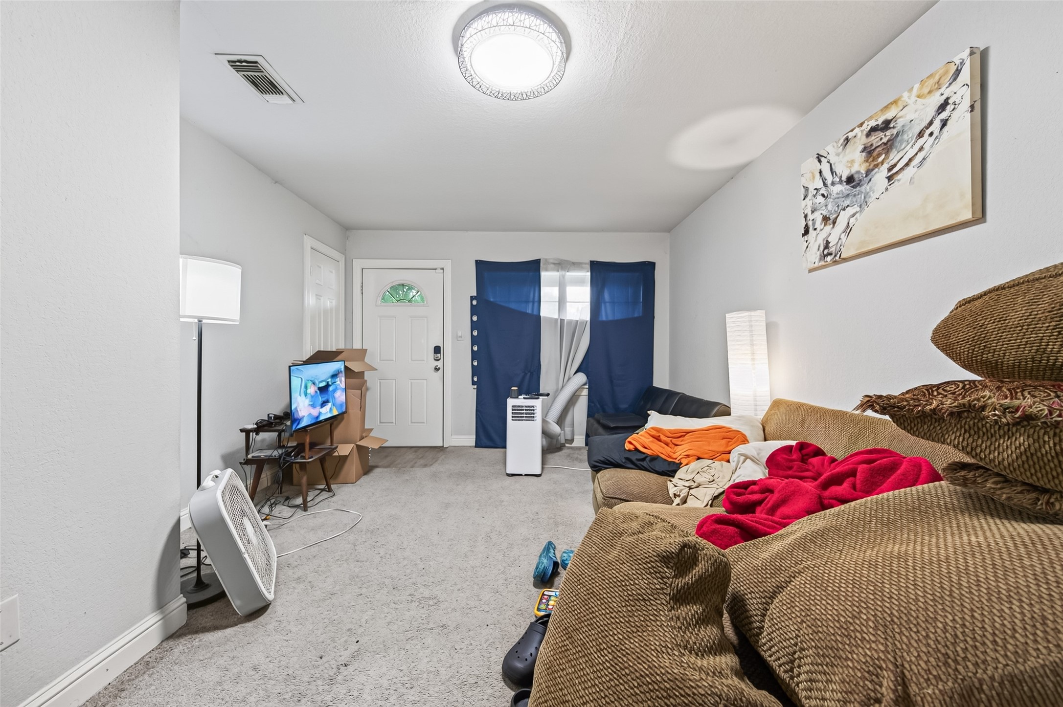 1114 Woodbine Drive Property Photo 4