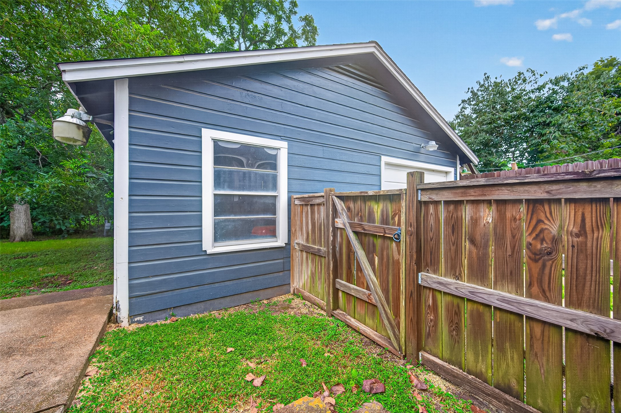 1114 Woodbine Drive Property Photo 11