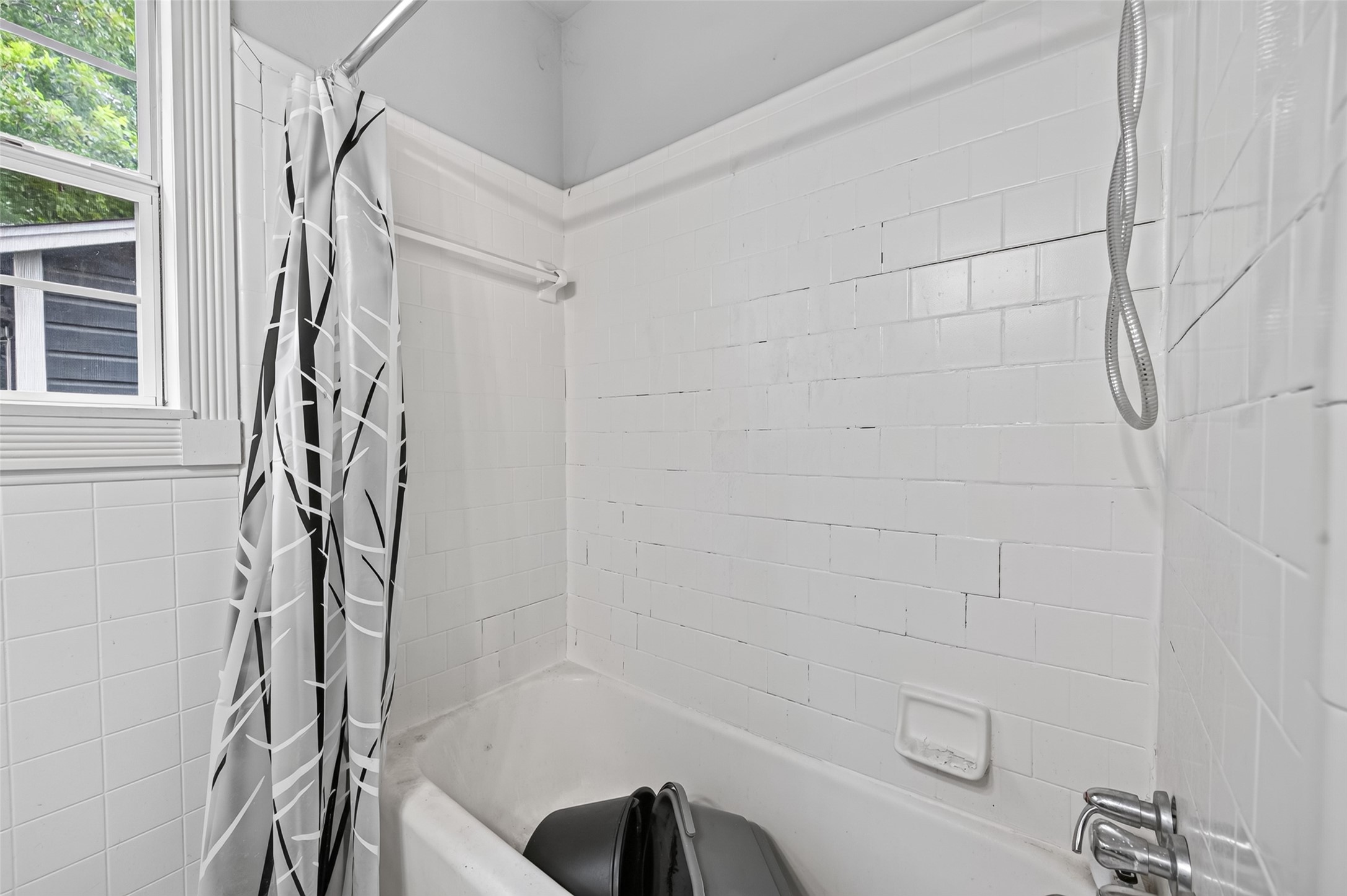 1114 Woodbine Drive Property Photo 14
