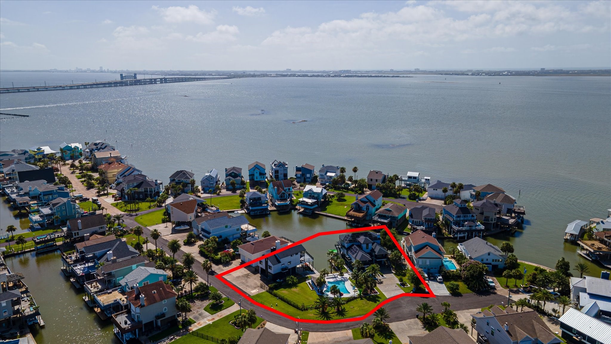 1047 & 1027 Long Reach Drive Property Photo 49