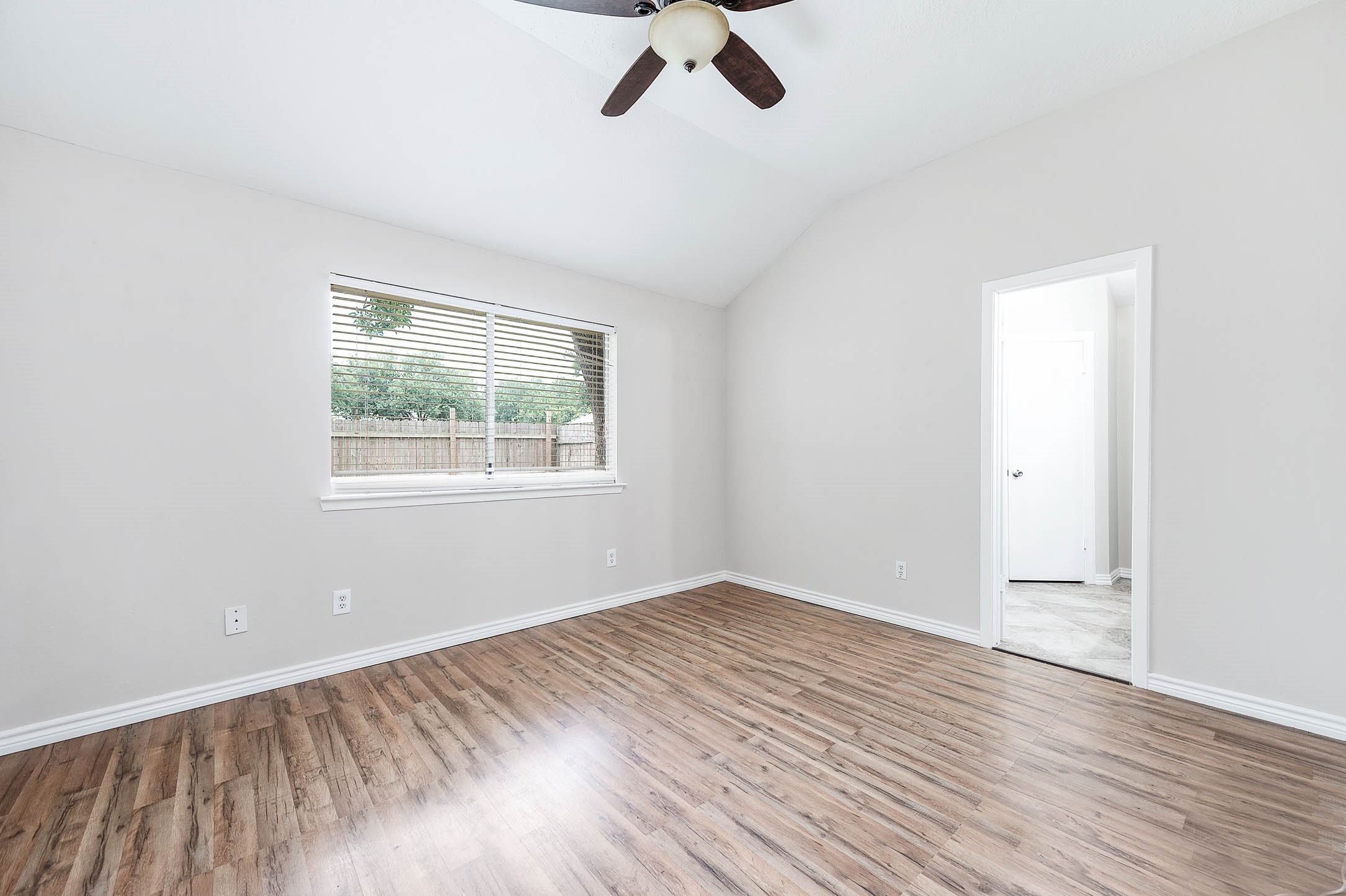 103 Avocado Street Property Photo 11