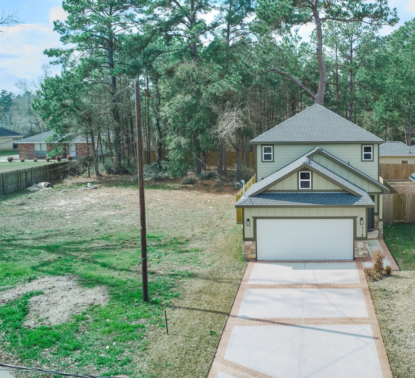 716 Old Magnolia Road Property Photo