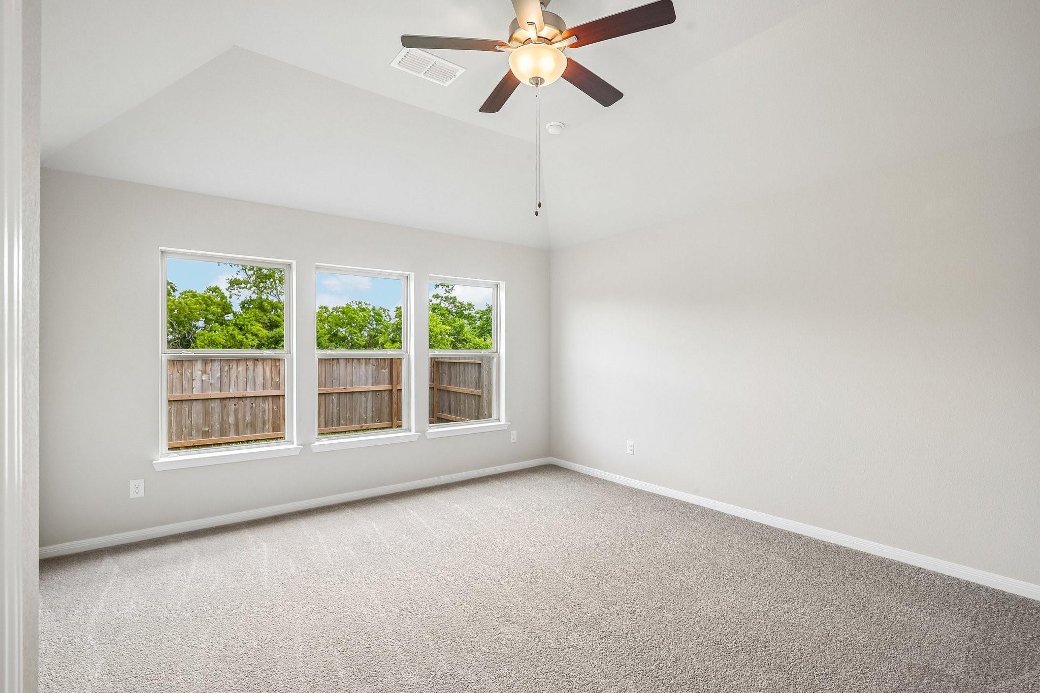 739 Hidden Meadow Street, Bonney Tx 77583 Property Photo 15
