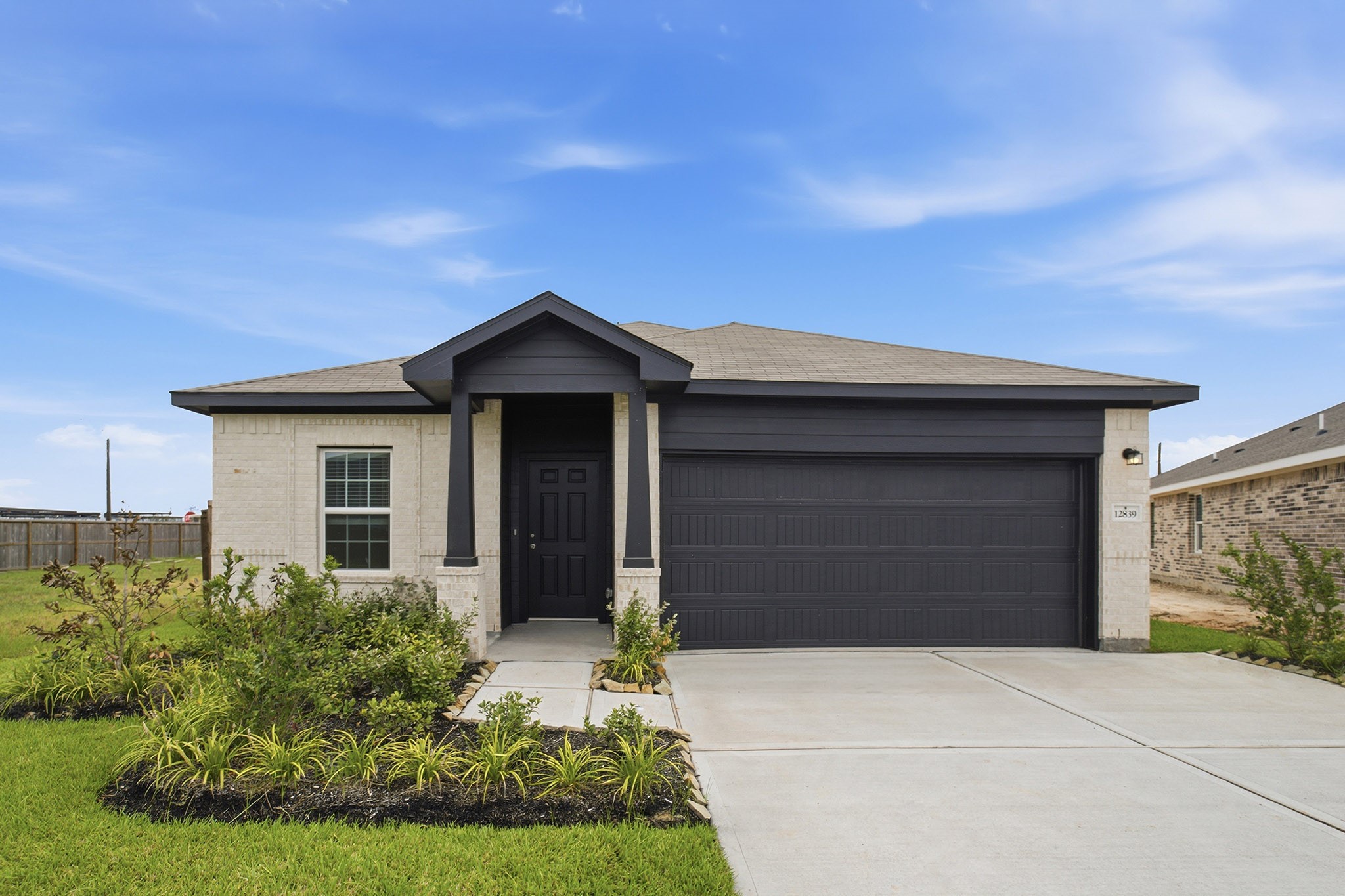 12839 Sunny Fields Lane Property Photo 1
