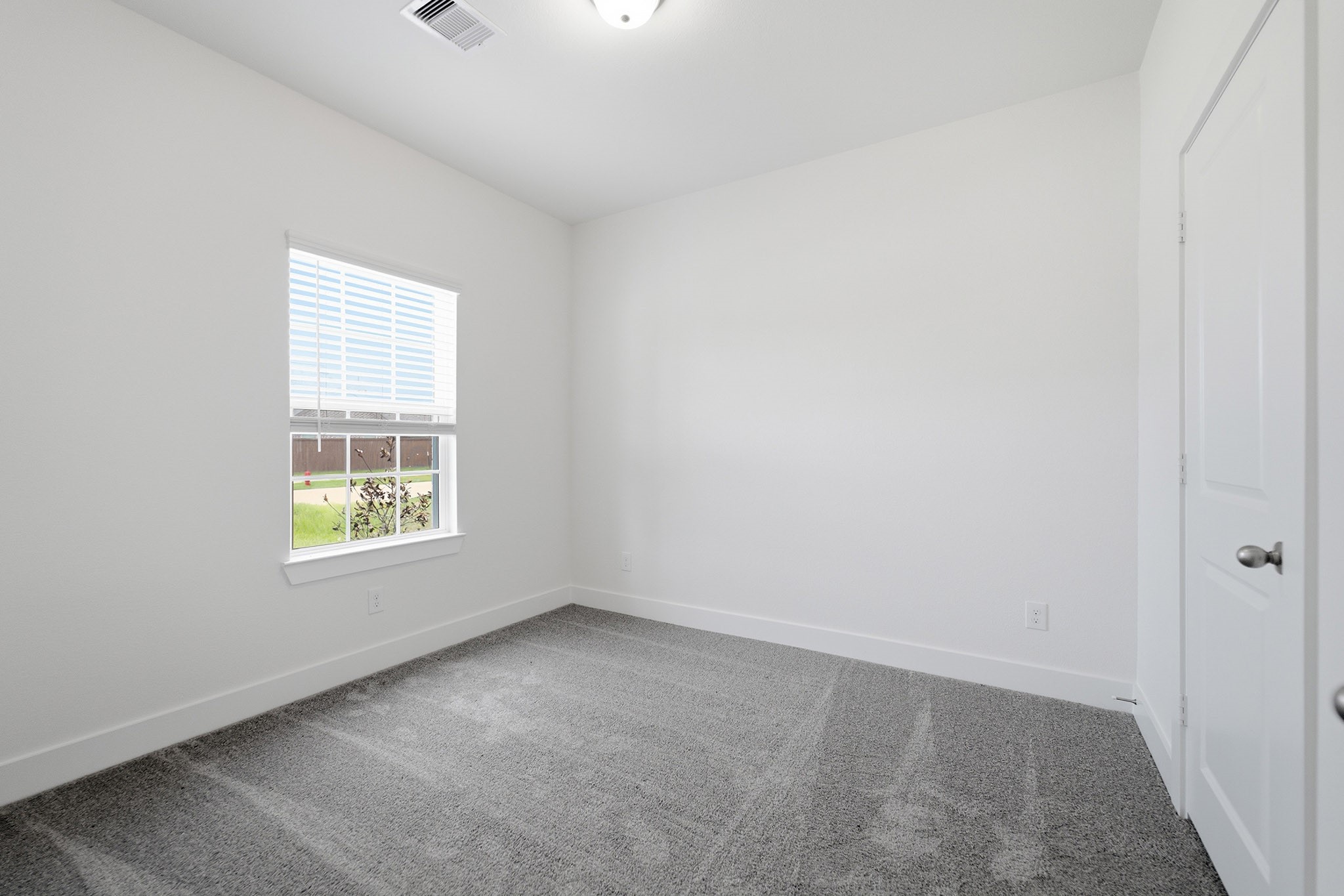 12839 Sunny Fields Lane Property Photo 6