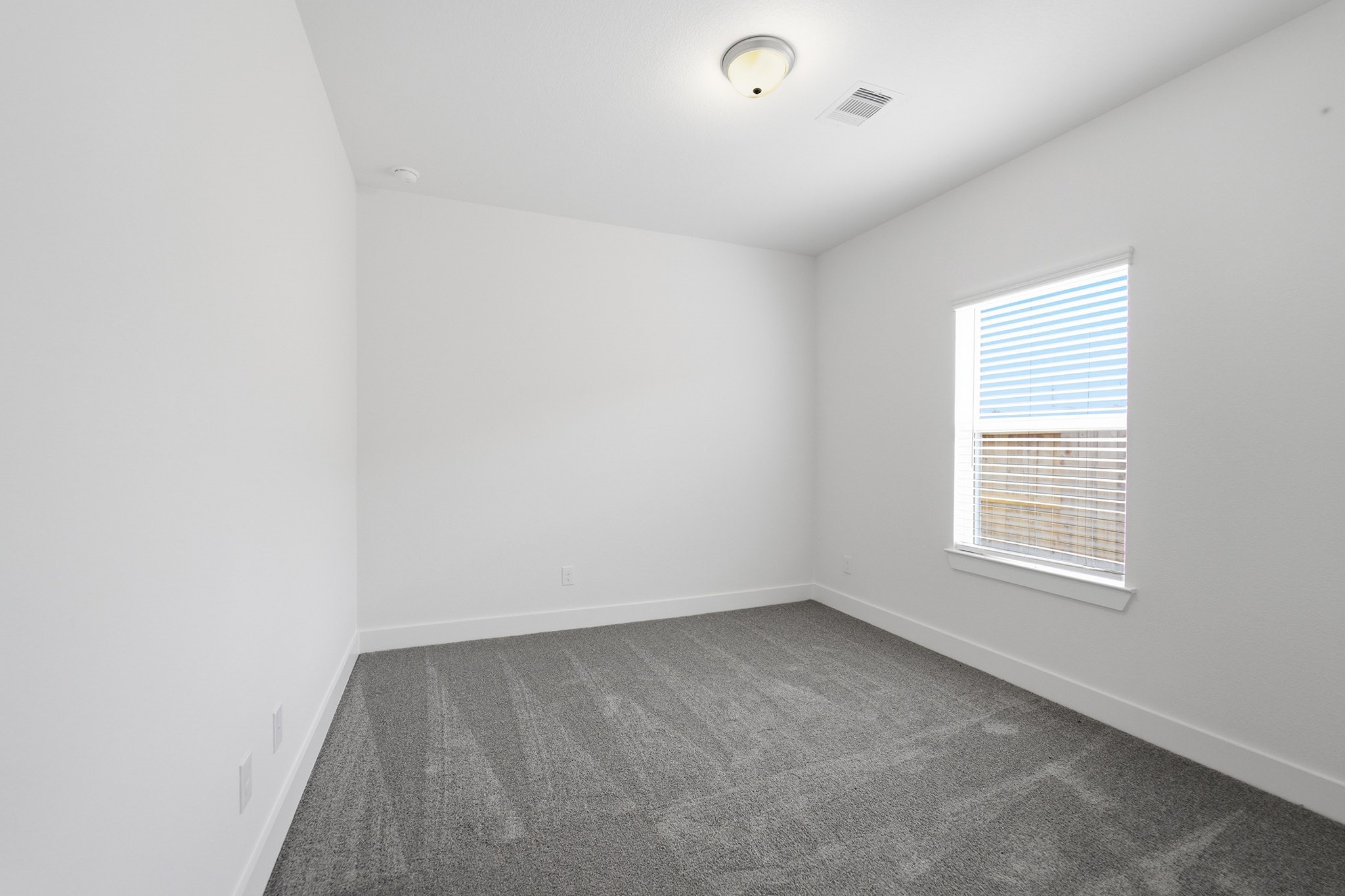 12839 Sunny Fields Lane Property Photo 10