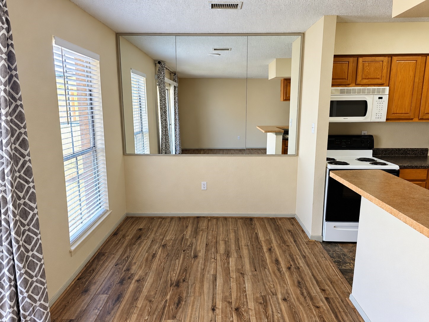 250 El Dorado Boulevard 282 Property Photo 4