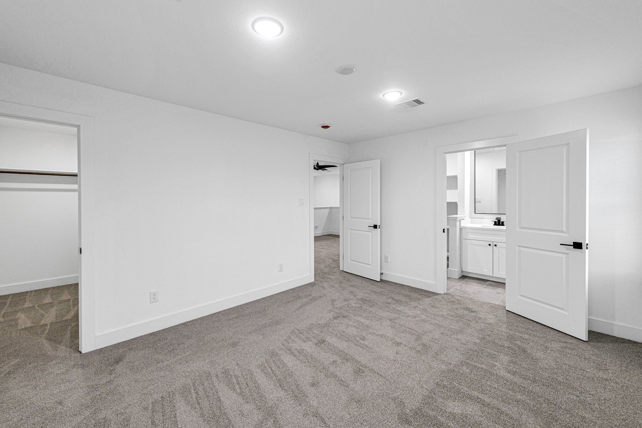 1025 20th Street Property Photo 14