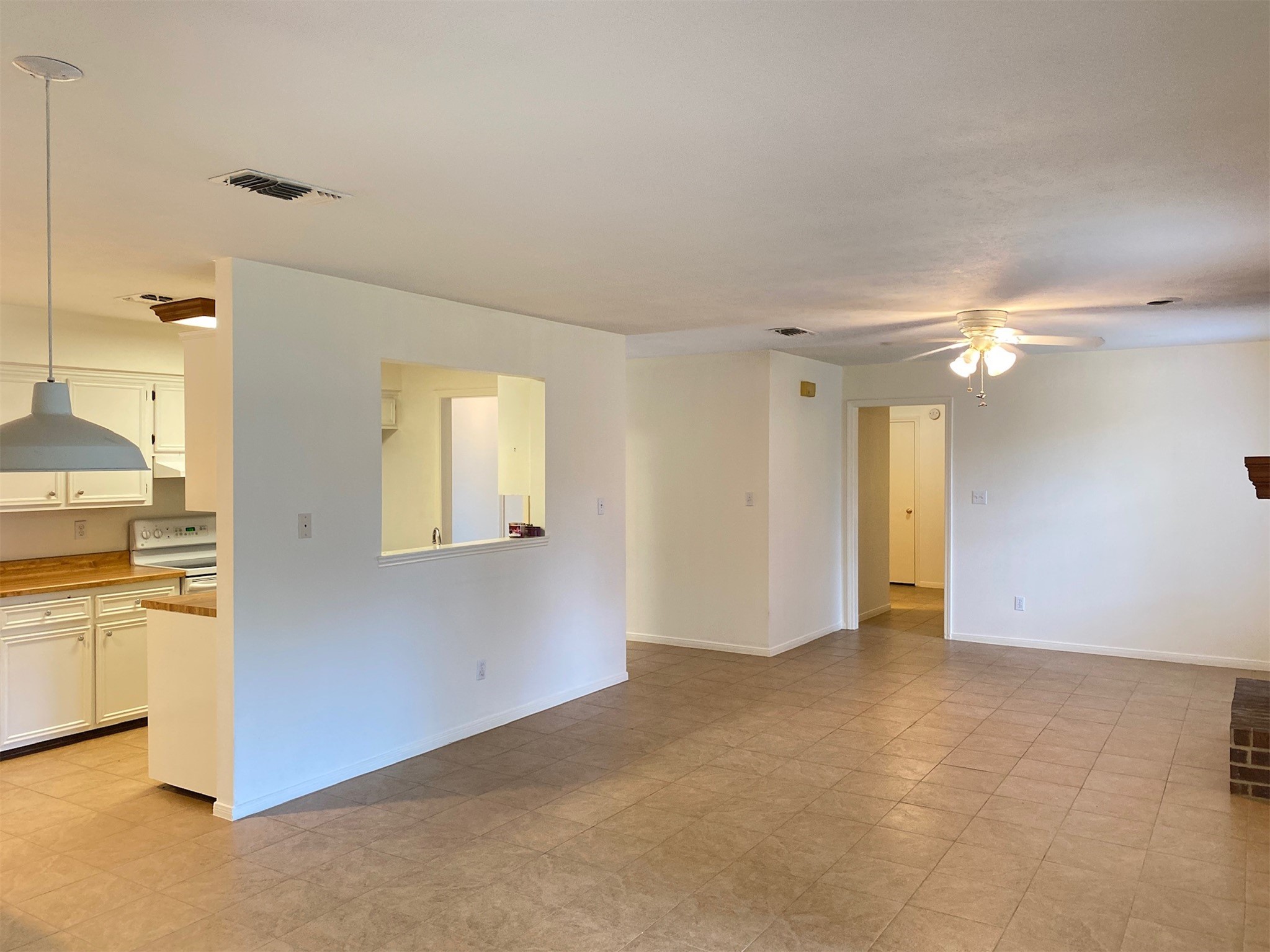 2733 Davis Avenue Property Photo 17