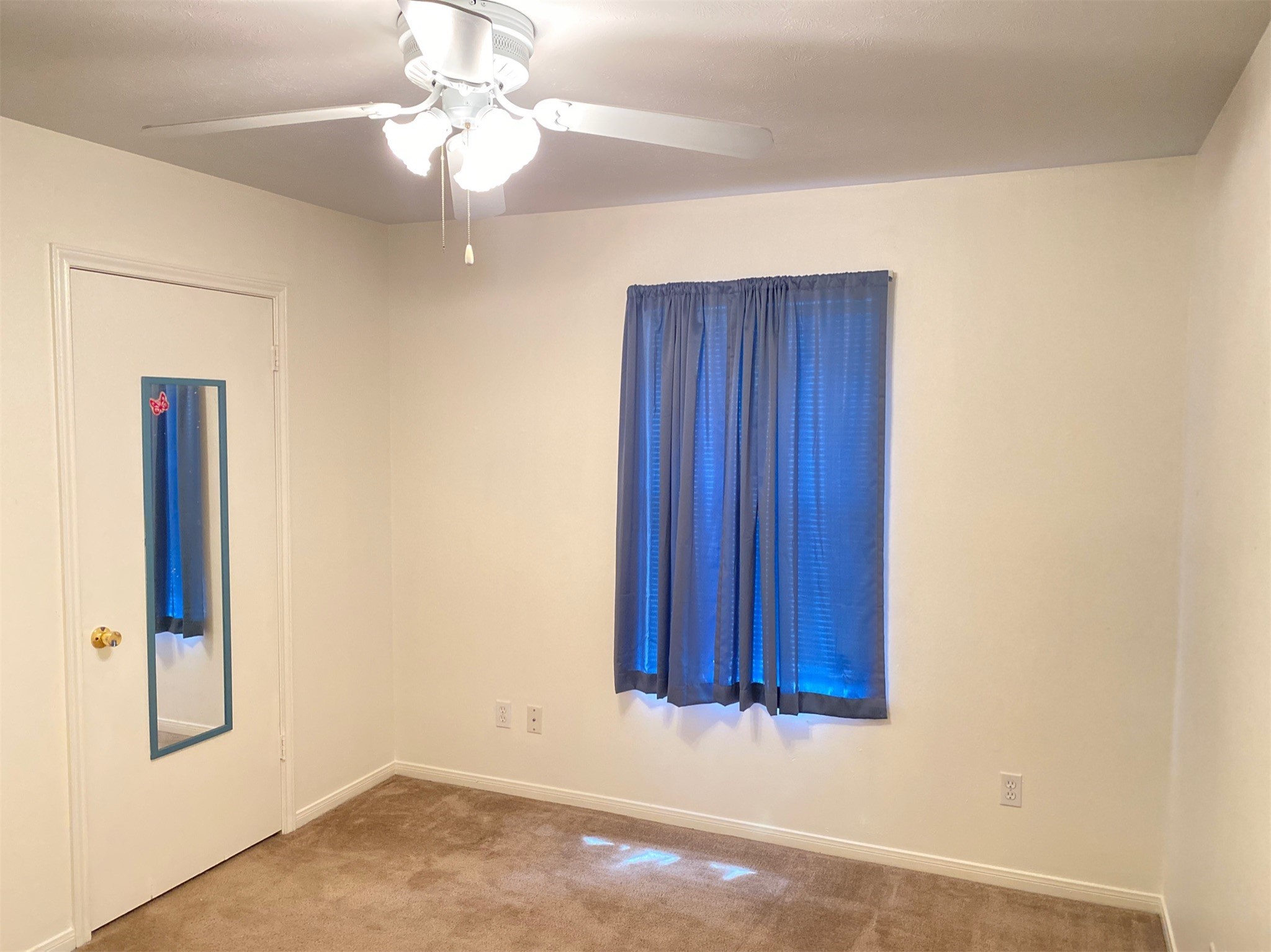 2733 Davis Avenue Property Photo 27