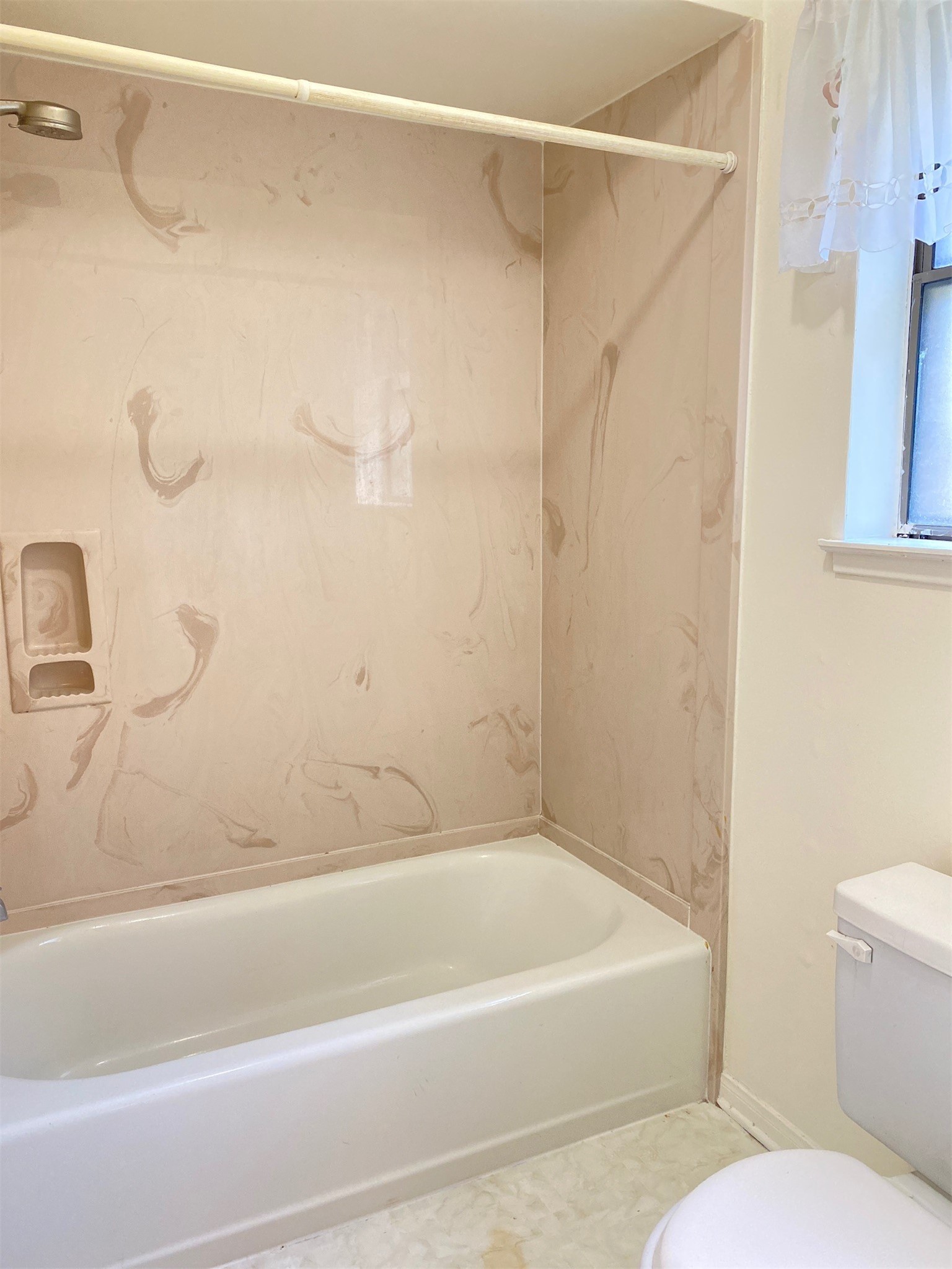 2733 Davis Avenue Property Photo 35