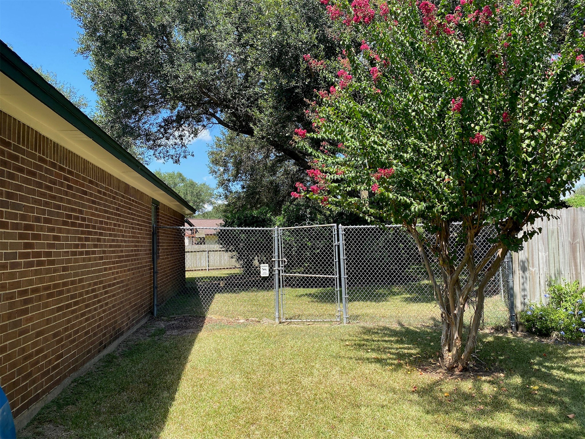 2733 Davis Avenue Property Photo 45