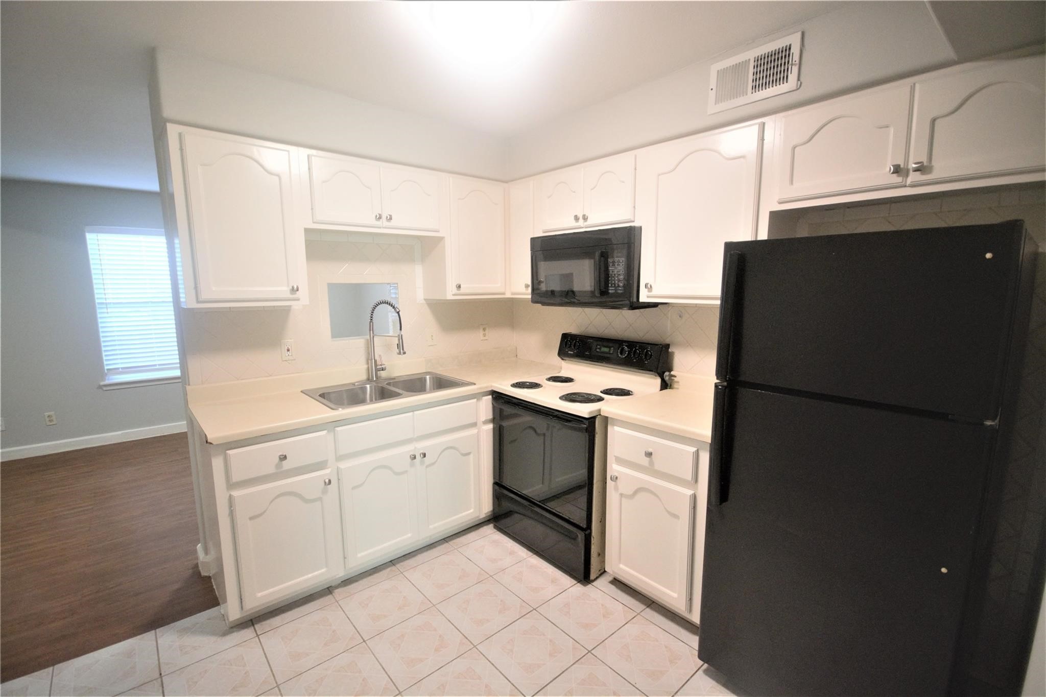 13115 Highway 6 1 Property Photo 11