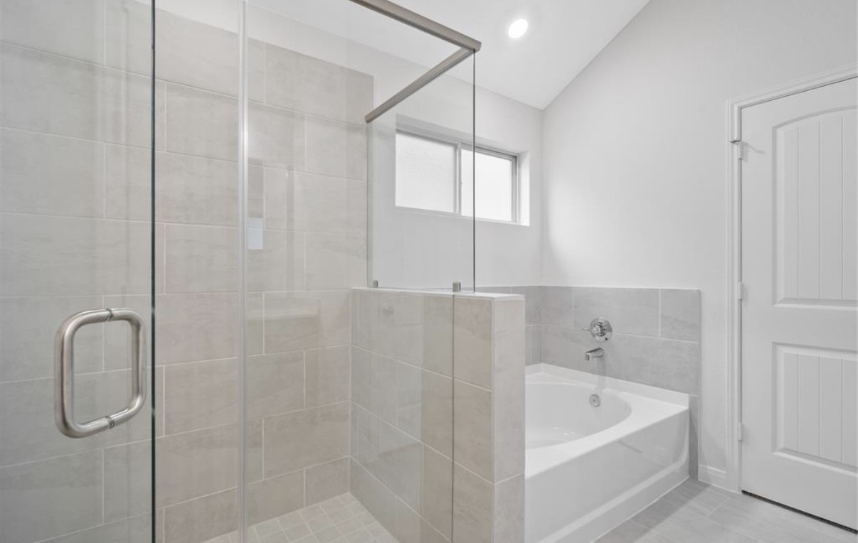 21322 Cypress Autumn Drive Property Photo 6