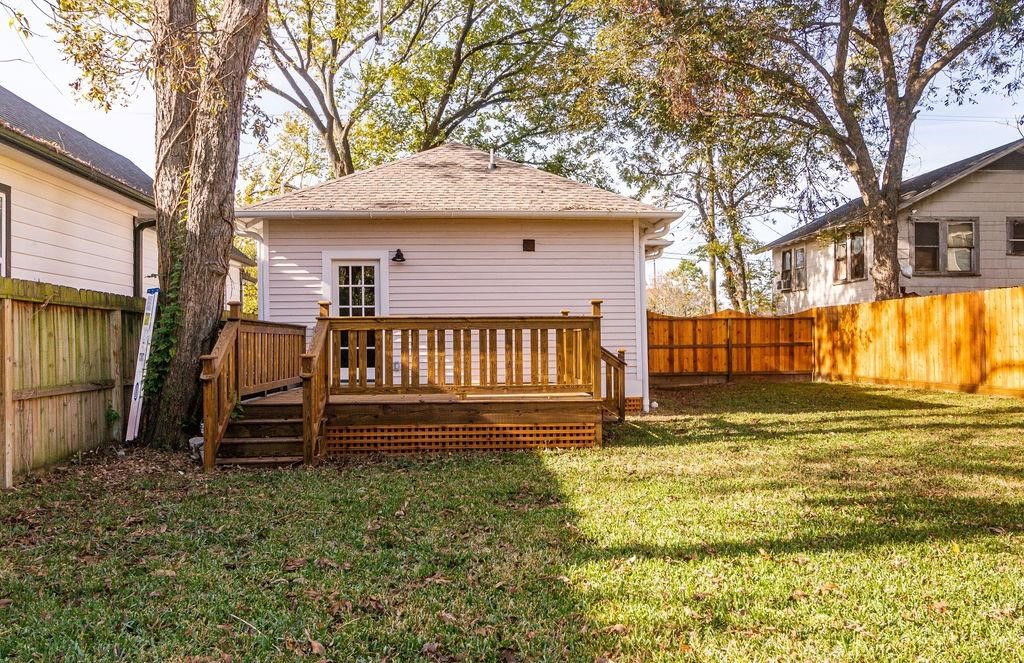 1814 Marion Street Property Photo 10