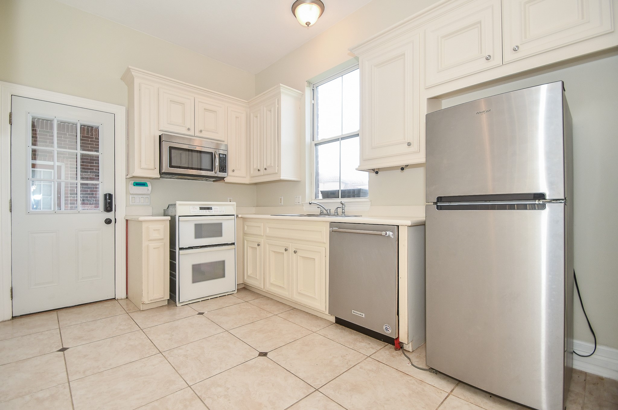 1107 Mulberry Farm Lane Property Photo 25