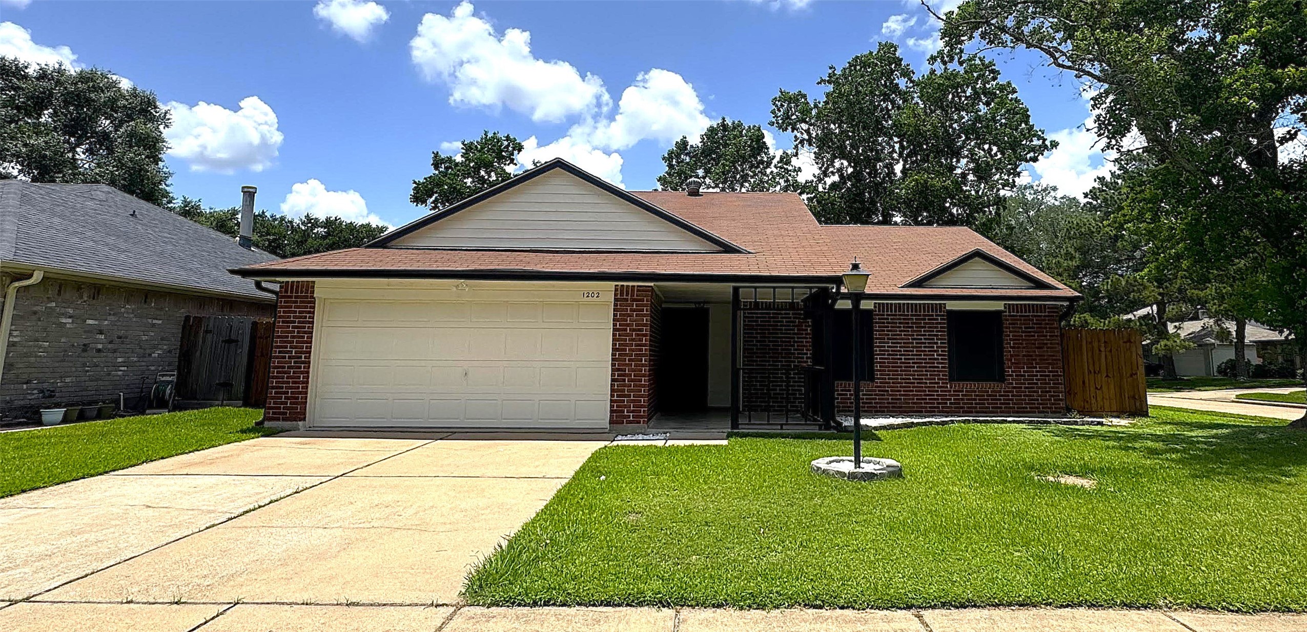 1202 Three Forks Drive Property Photo 1