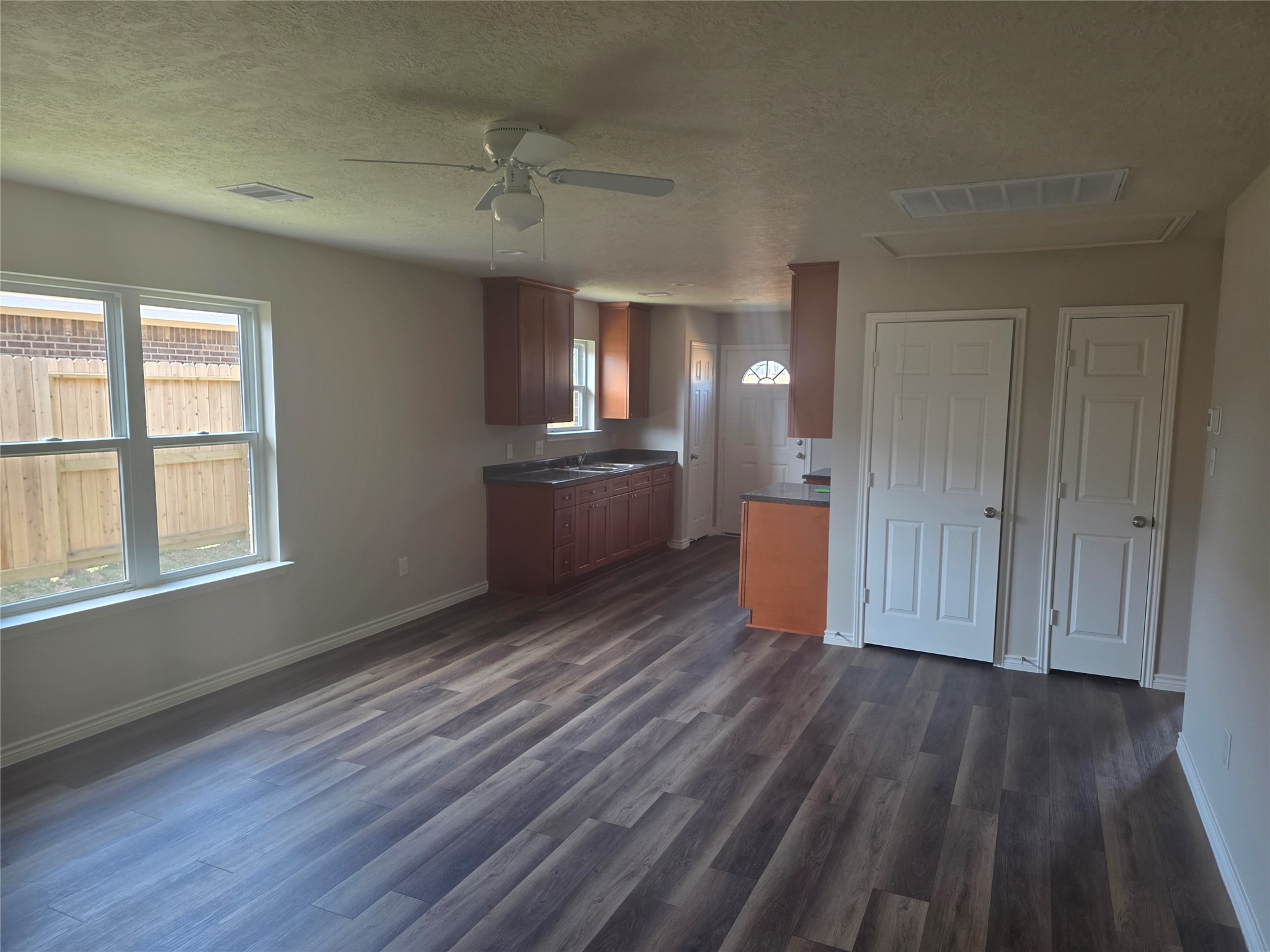 9831 Pelsey Street Property Photo 2