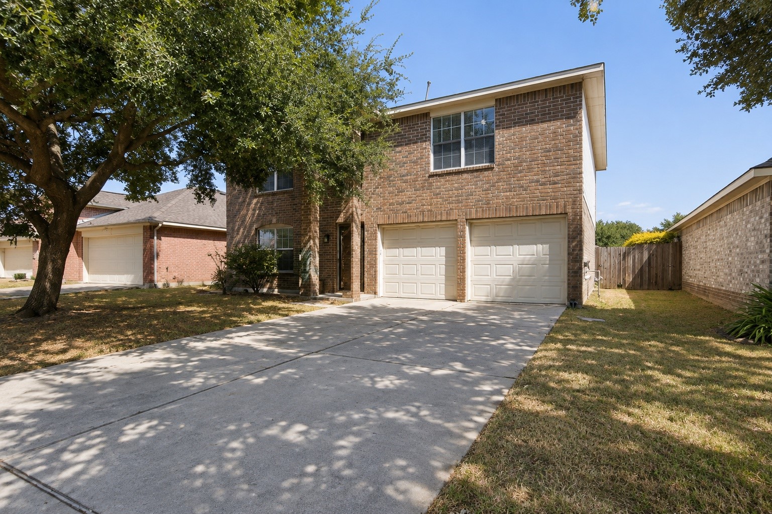 10418 Iris Lake Court Property Photo 1