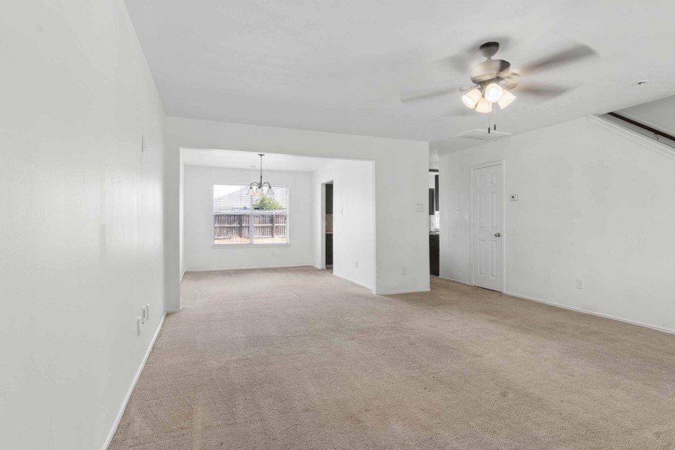 10418 Iris Lake Court Property Photo 4